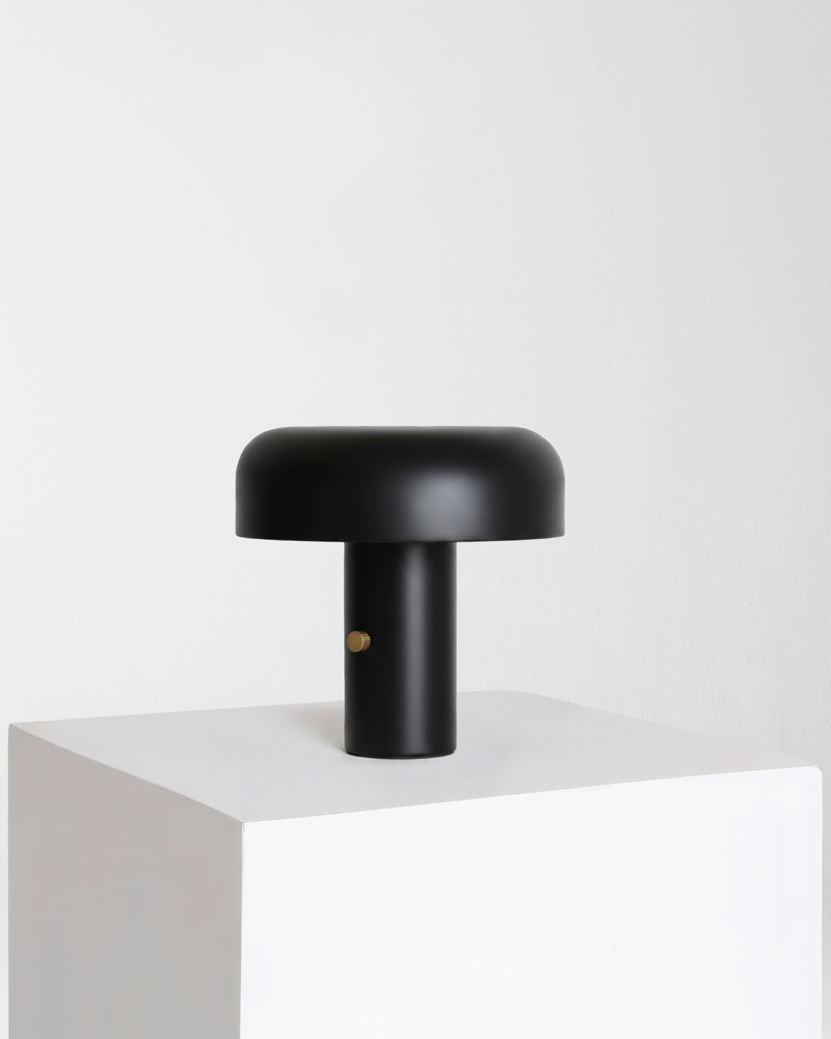 Astra Table Lamp | Dimmable Gold Knob, Metallic Finish
