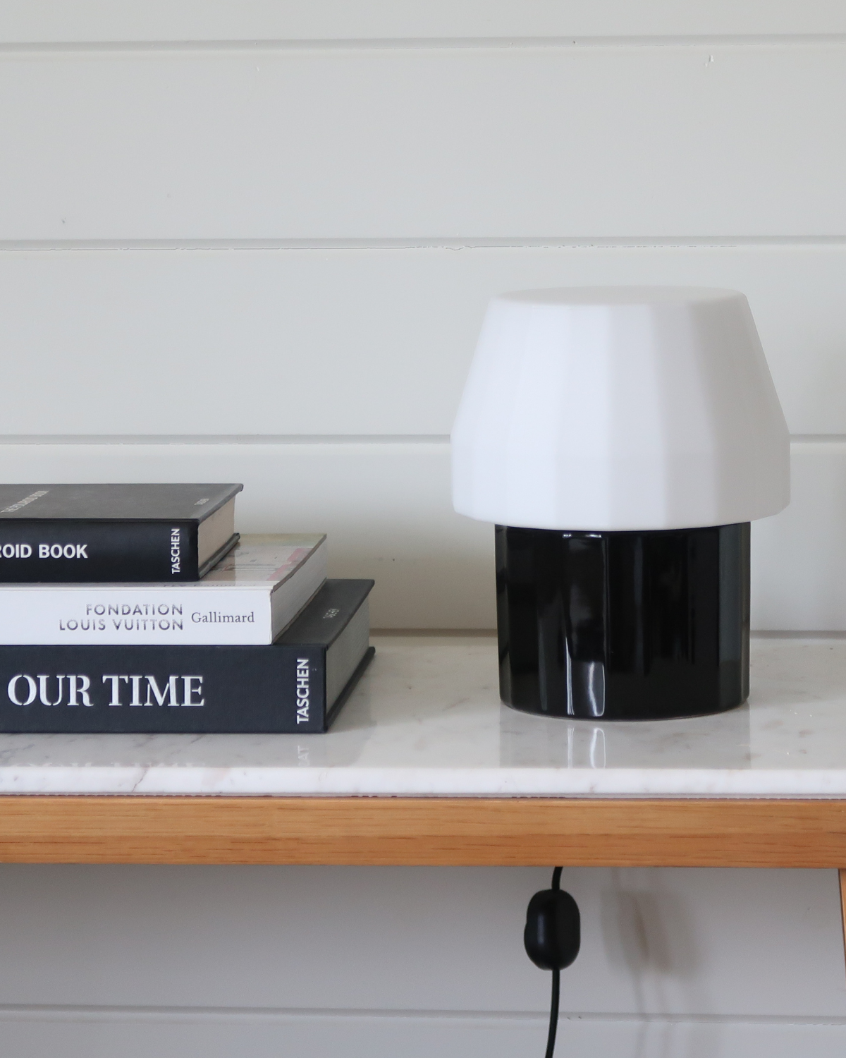 Dante Table Lamp | Glossy Black Base, In-line Dimmer