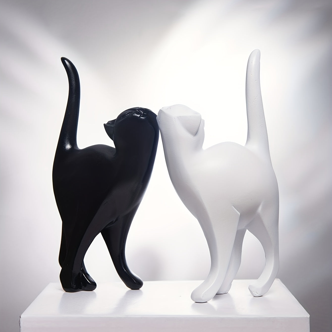 Dalia Handgeschilderd Kattenbeeld | Ambachtelijk Handwerk, Duurzaam Resin