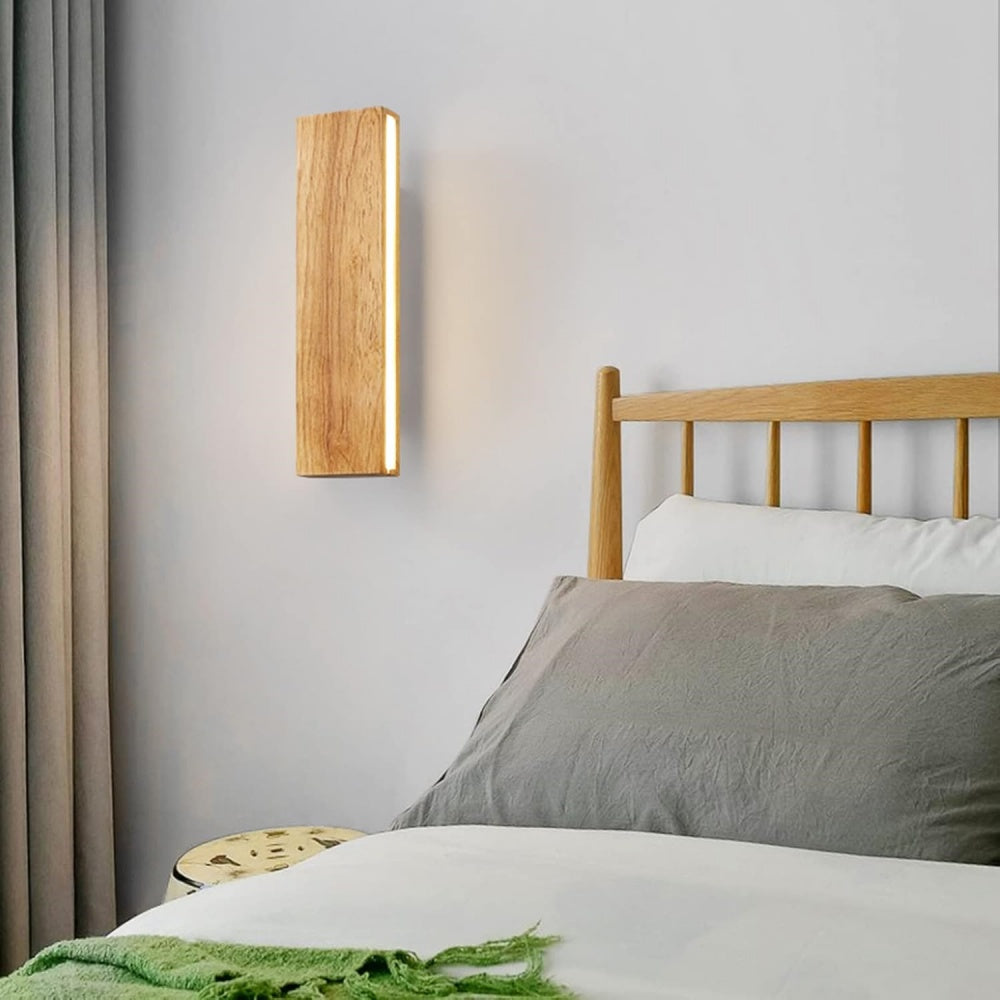 Luma LED Wandlamp | Draaibaar Houten Ontwerp, Warm Licht