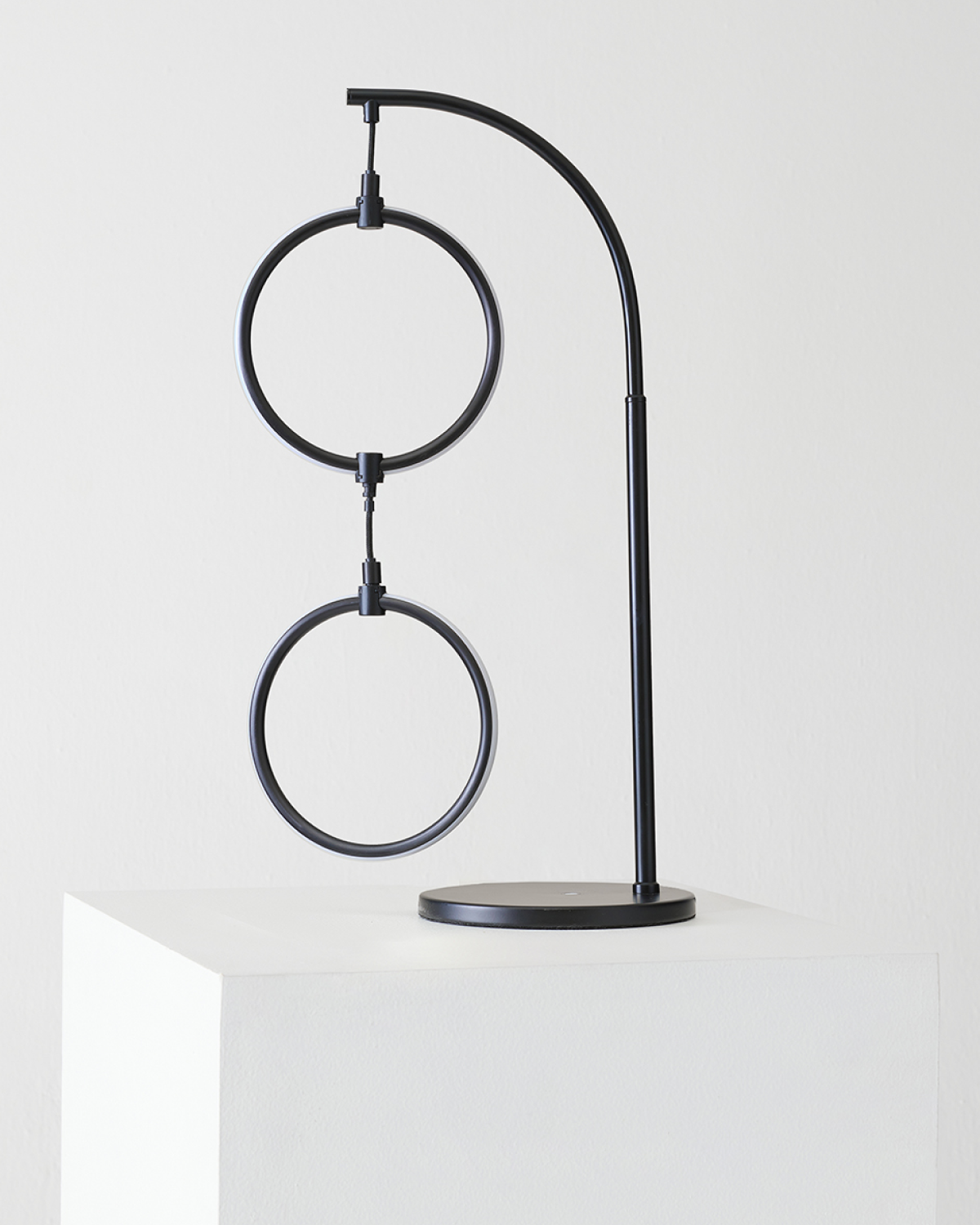 Navi RGB Table Lamp | Color-Changing, Matte Black Finish