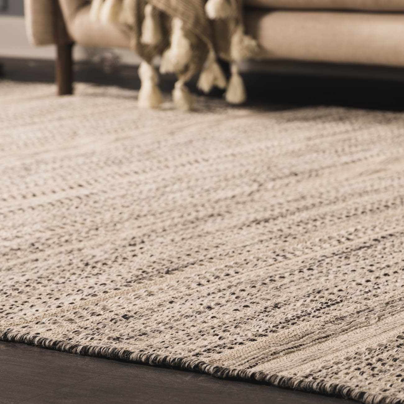 Arabi Wool Area Rug Hand Woven Transitional Black Gray Beige