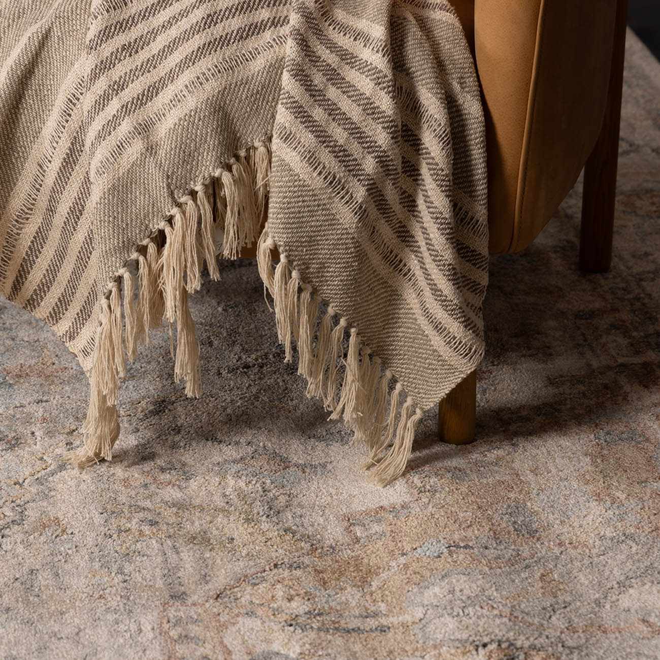 Bela Luxe Rug  High Pile, Machine Woven, Beige & Blue