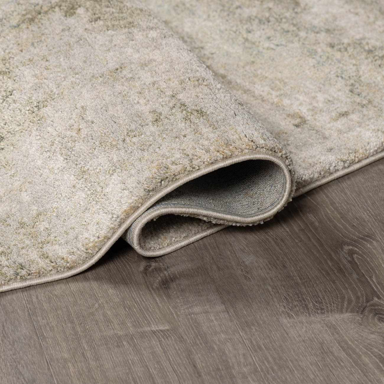 Zara Thick Luxe Rug  High Pile  Machine Woven Polypropylene