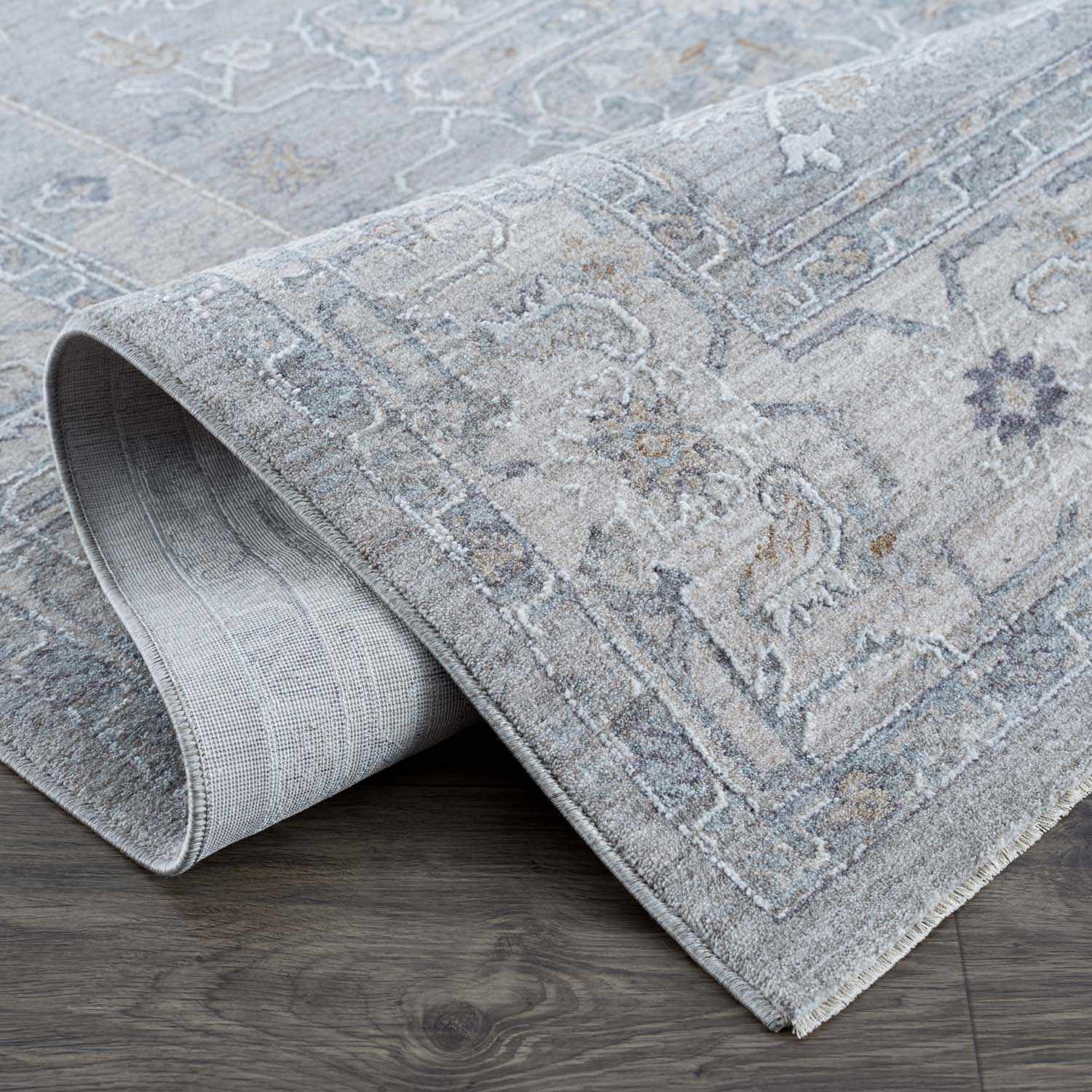 Bello Luxe Statement Rug  Medium Pile  Machine Woven