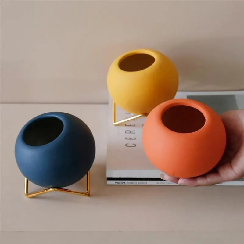 Cleo Ceramic Plant Pot | Modern Design with Steel Stand
