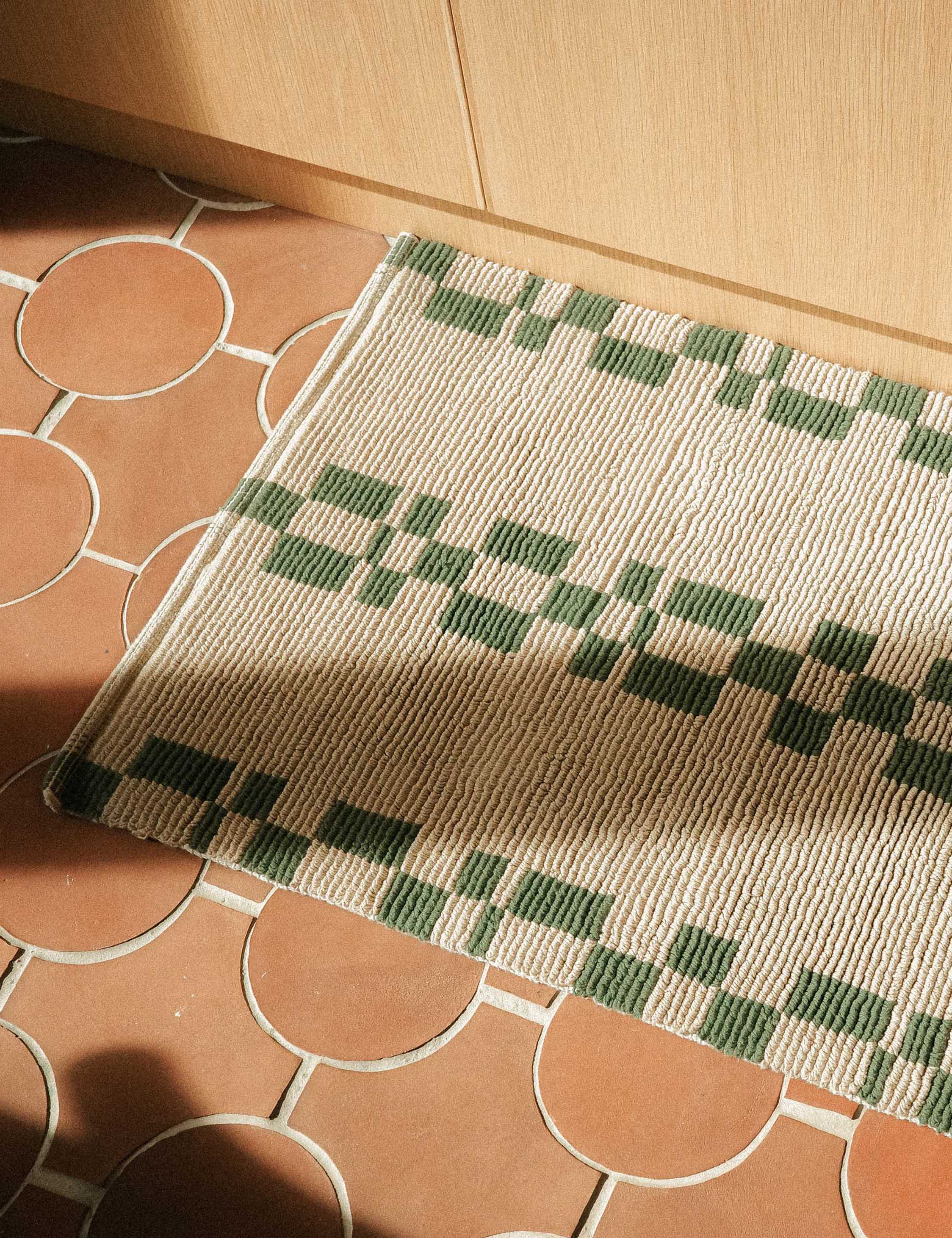 Bela Bath Mat | Handmade, Absorbent Cotton