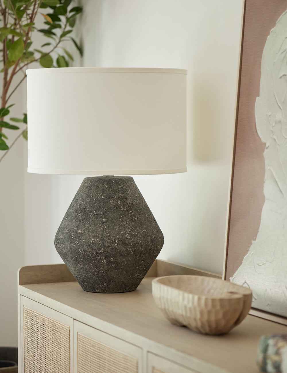 Kaya Table Lamp | Textured Base, Curved Linen Shade