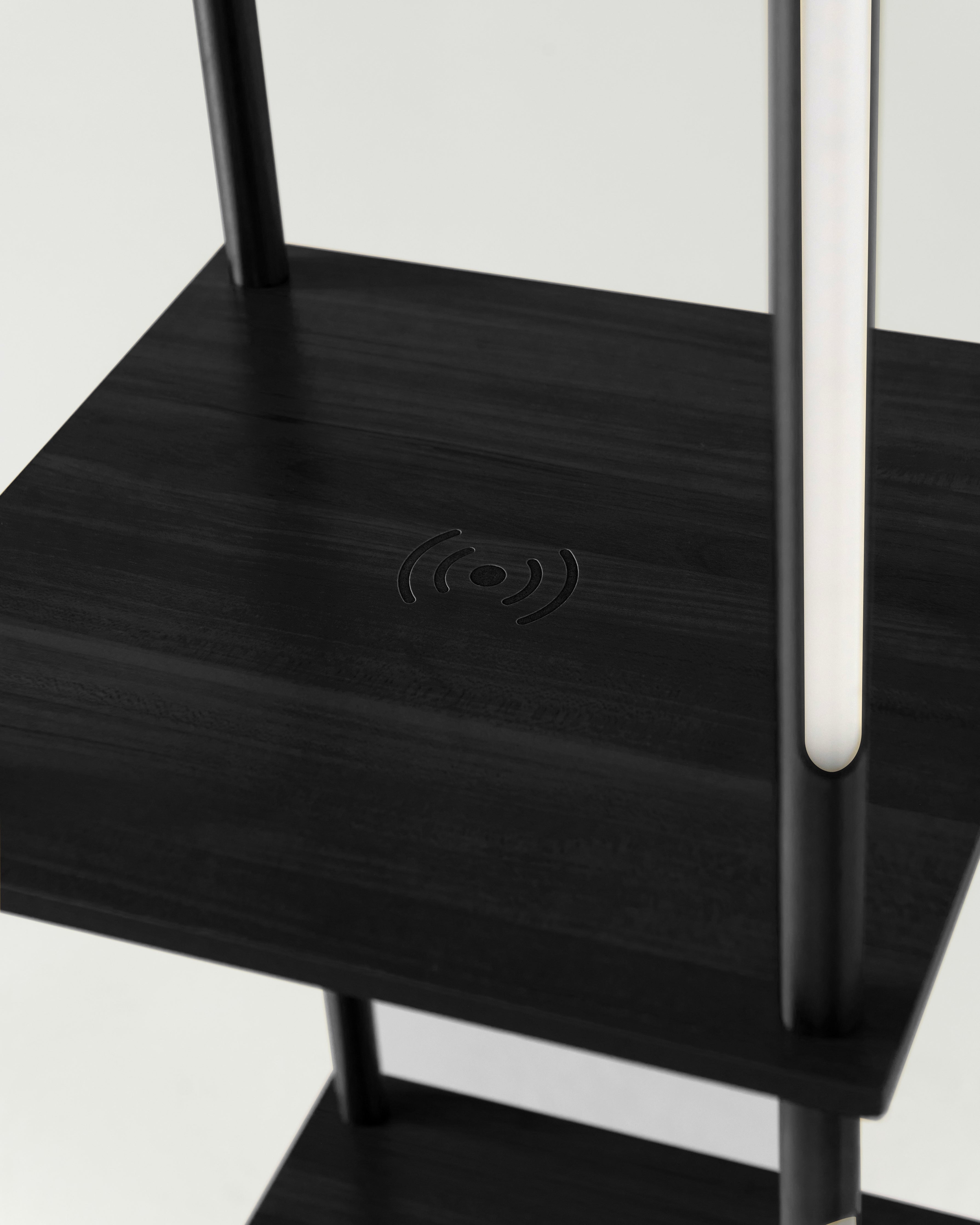 Aria Floor Lamp | Phone Charging & Adjustable Brightness