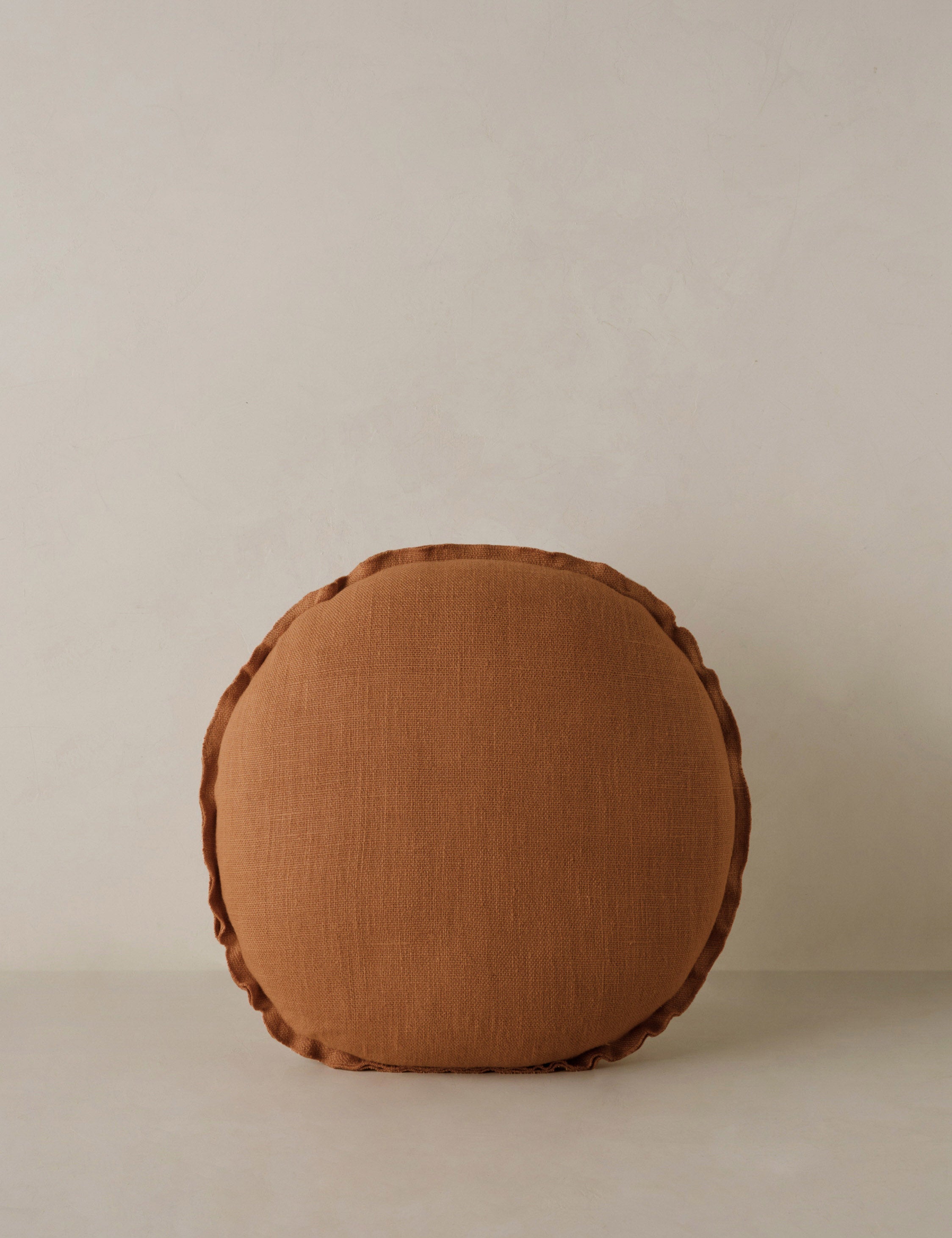 Luno Round Pillow | Linen, Flange Trim