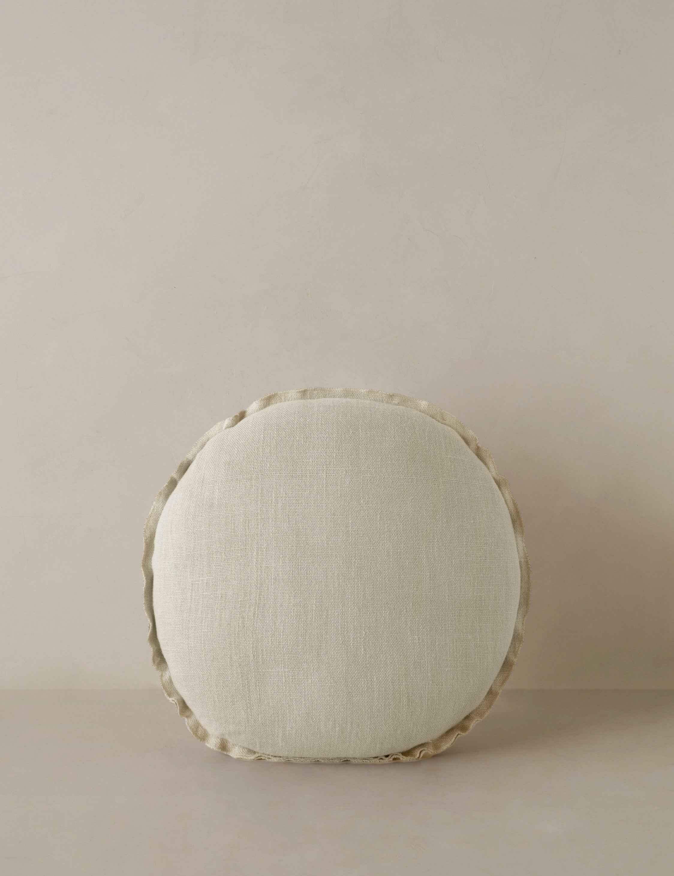Luno Round Pillow | Linen, Flange Trim