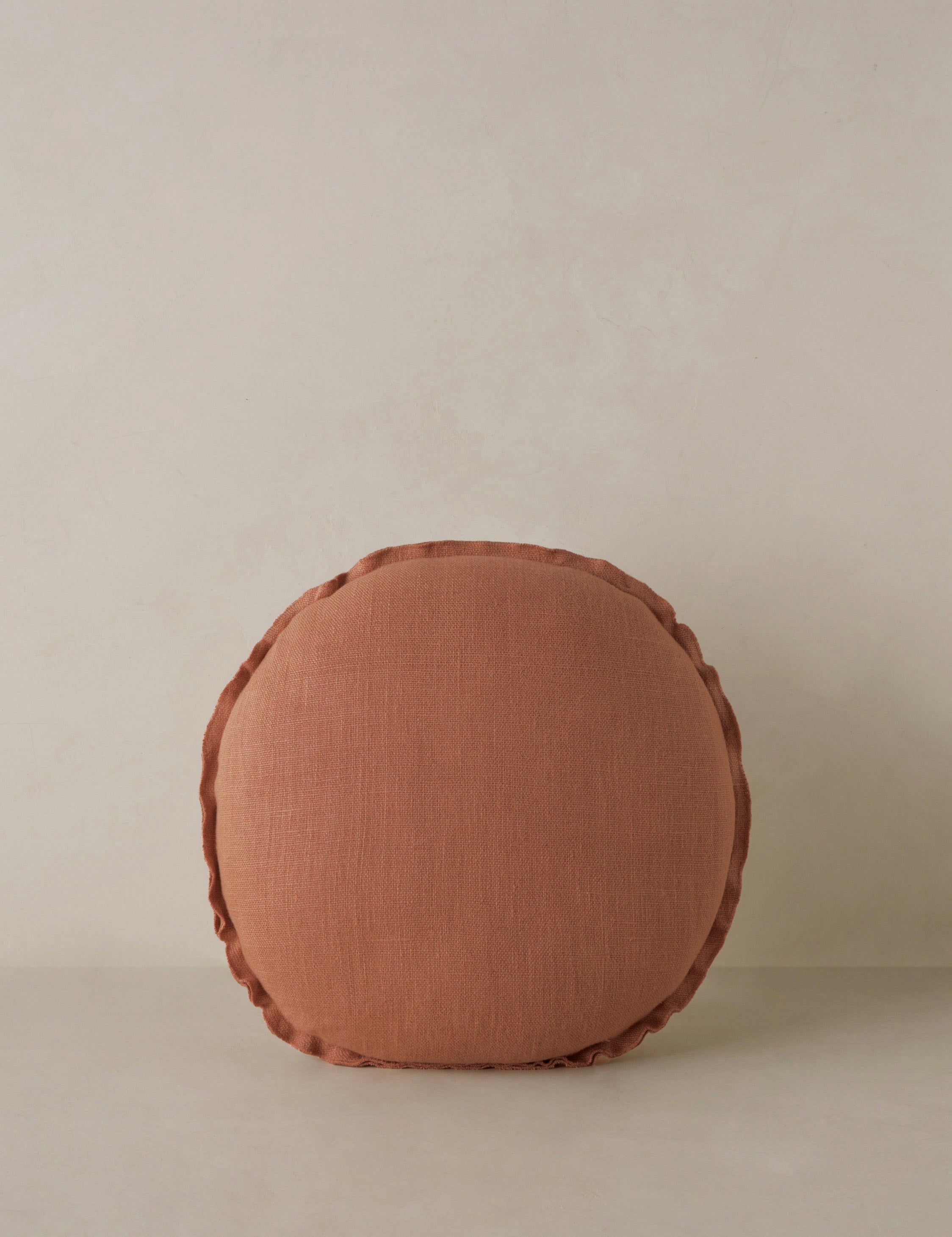 Luno Round Pillow | Linen, Flange Trim