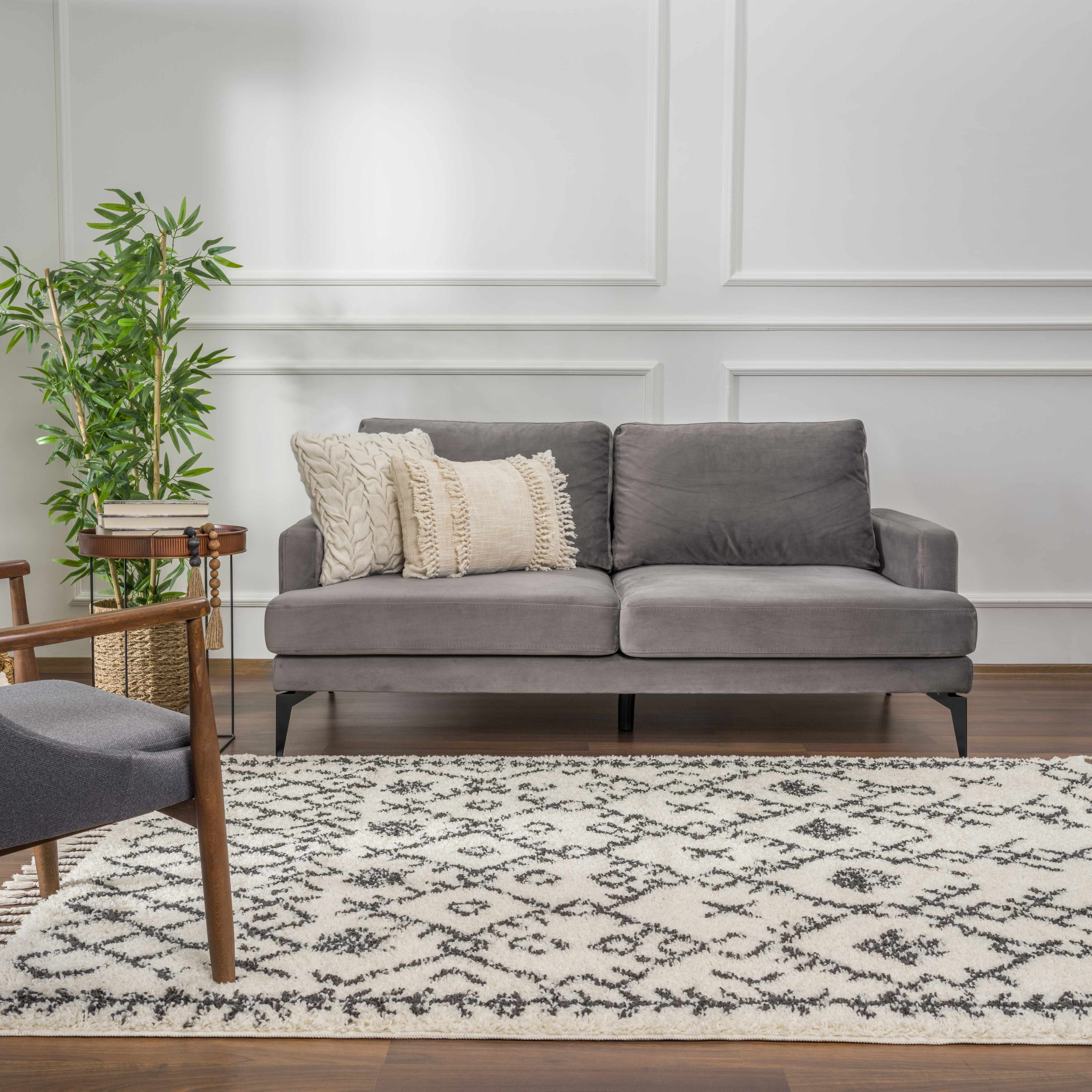 Bello Plush Area Rug  Machine Woven  Charcoal/Beige
