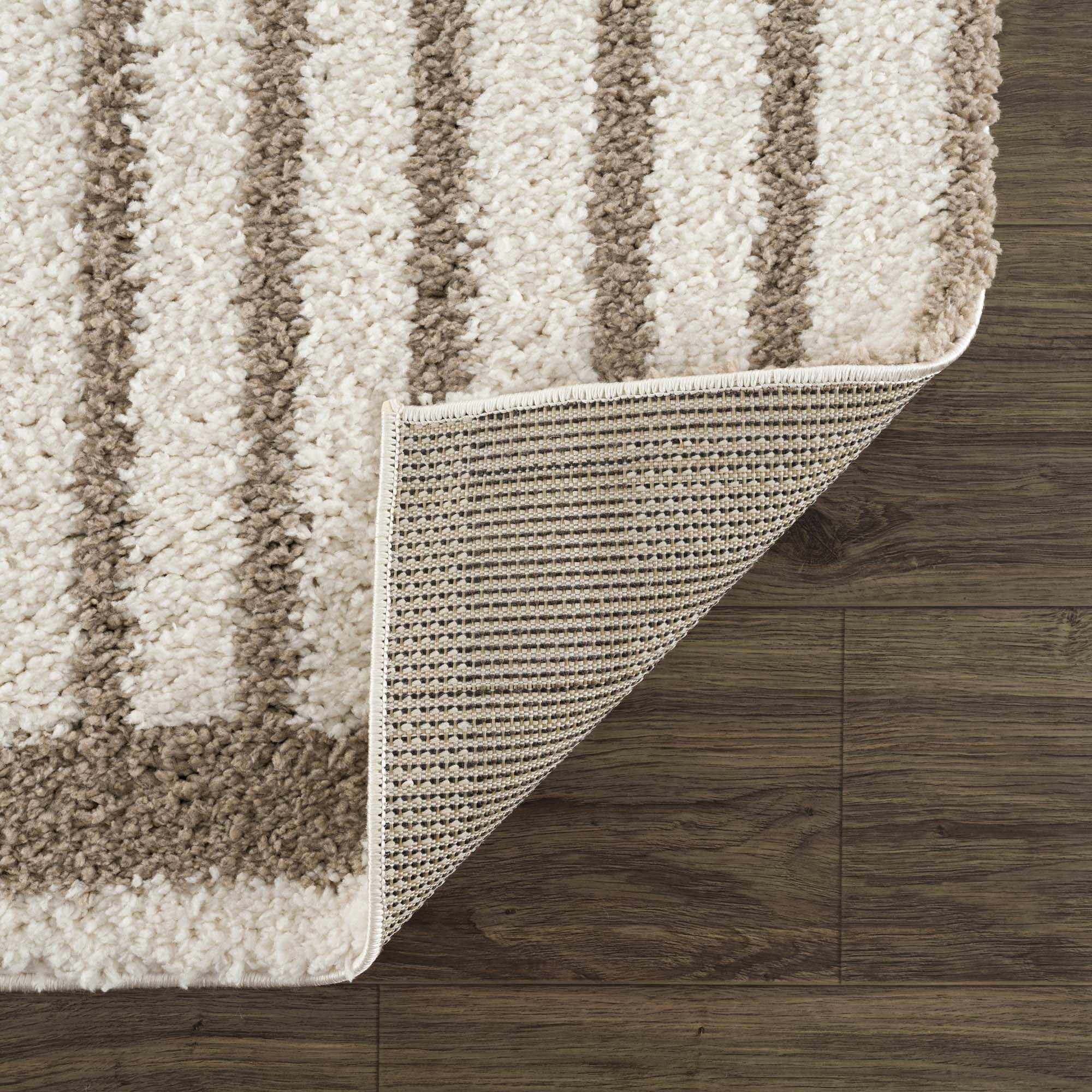 Bela Area Rug Plush Pile 100% Polyester Transitional Bohemian