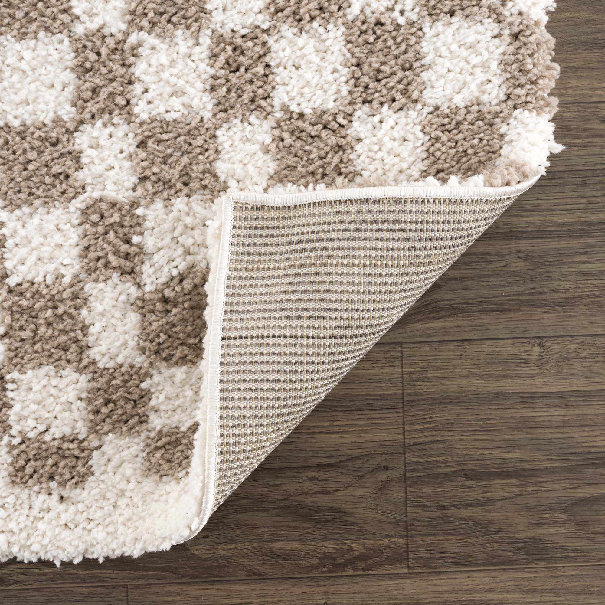 Kairo Checkered Shag Rug  Plush Pile, 100% Polyester, Machine Woven
