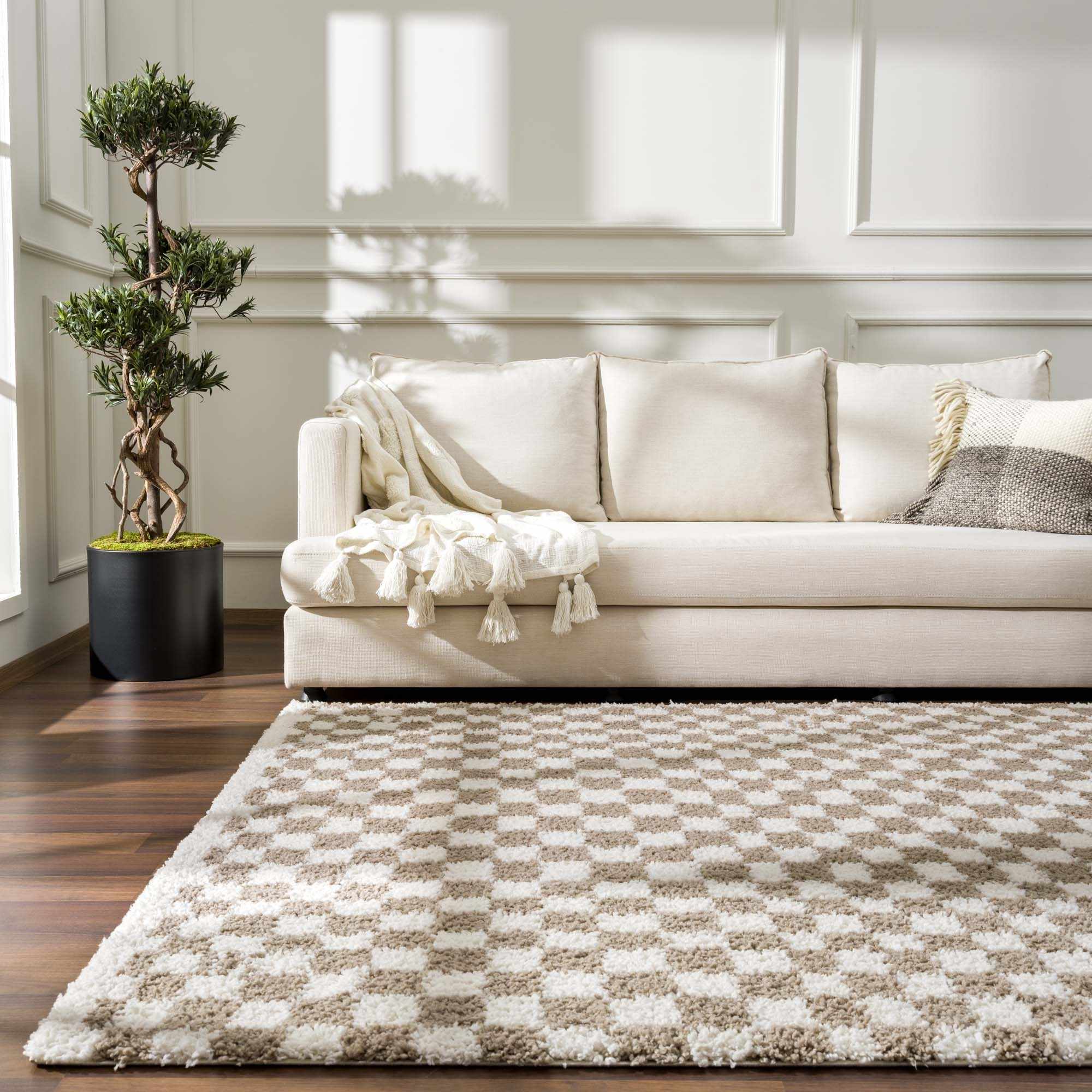 Kairo Checkered Shag Rug  Plush Pile, 100% Polyester, Machine Woven