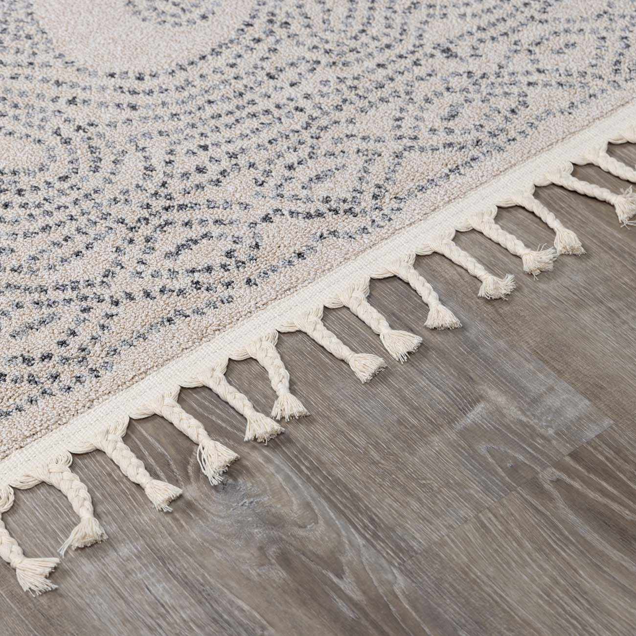 Bela Area Rug  Machine Woven  Medium Pile Polyester