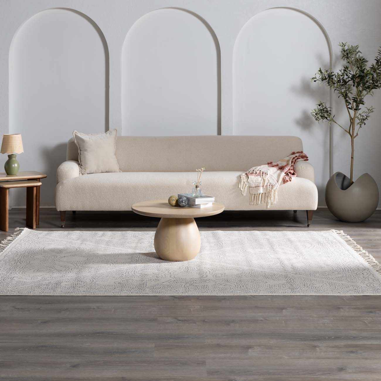 Bela Area Rug  Machine Woven  Medium Pile Polyester