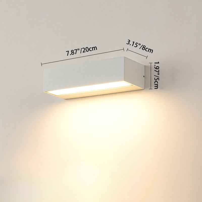 Contemporary Waterproof Aluminum LED Wall Sconce Lamp - Rectangular Design for Garden