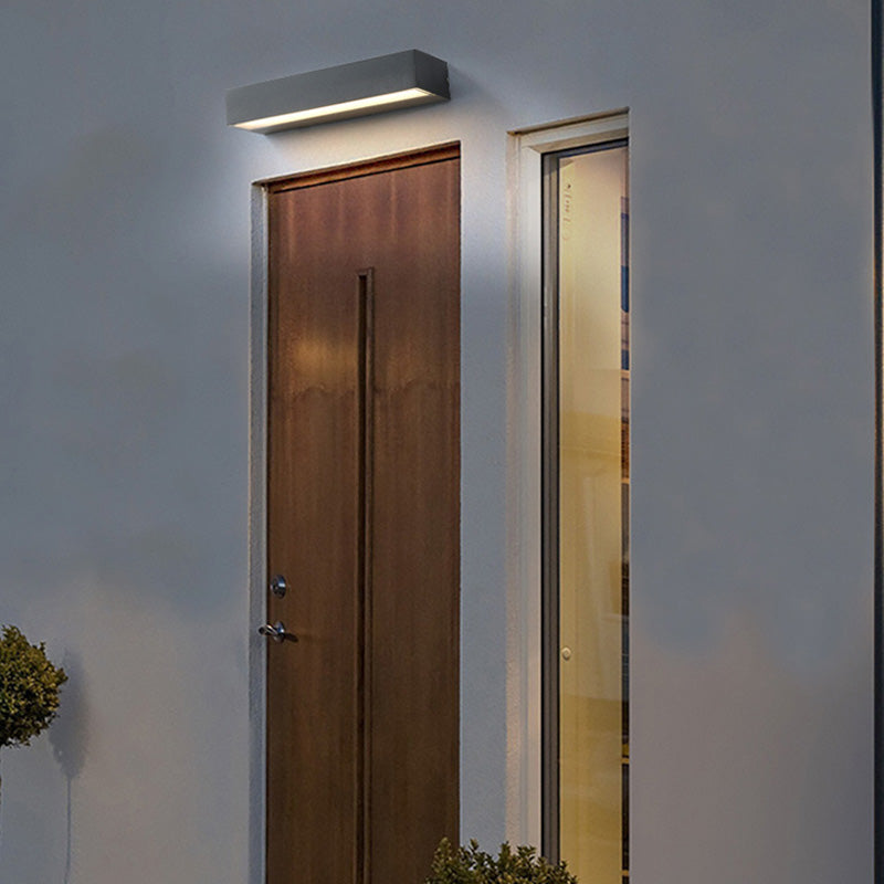 Contemporary Waterproof Aluminum LED Wall Sconce Lamp - Rectangular Design for Garden