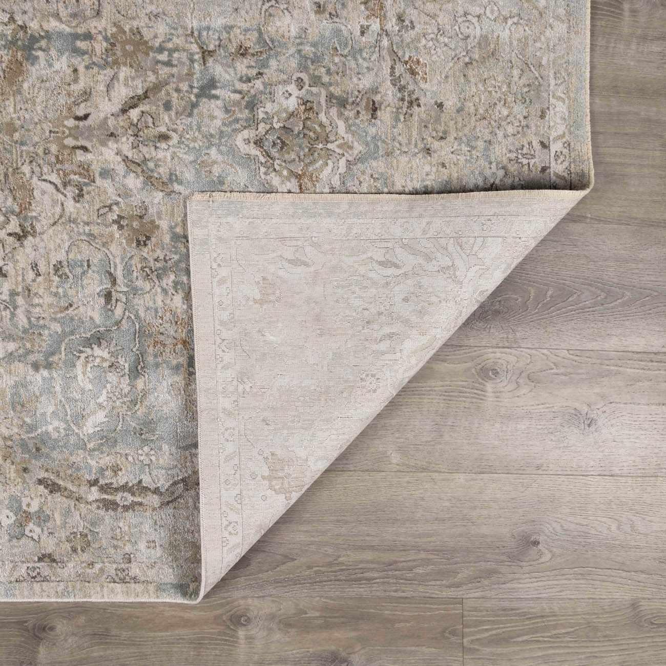 Nola Boutique Rug  Medium Pile, Machine Woven, Traditional Style