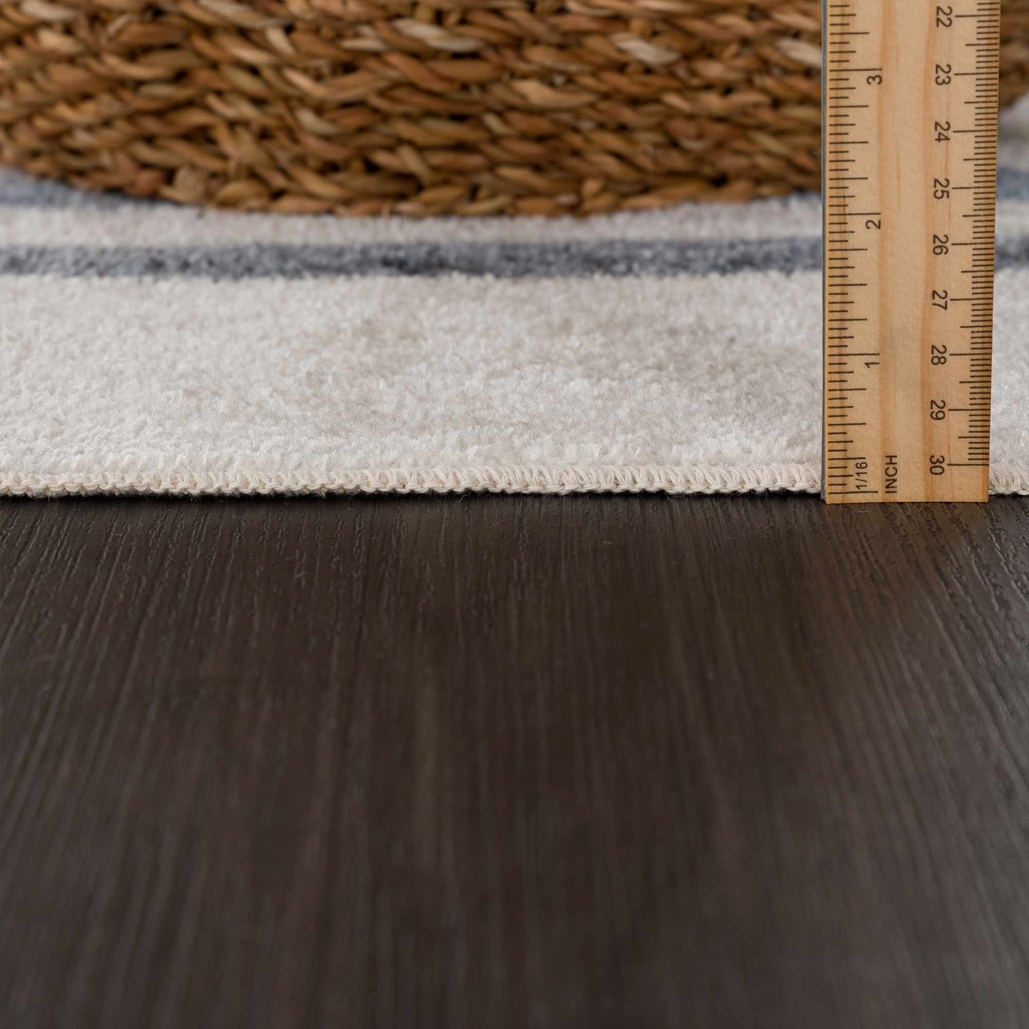 Giza Area Rug  Machine Washable  Contemporary Design