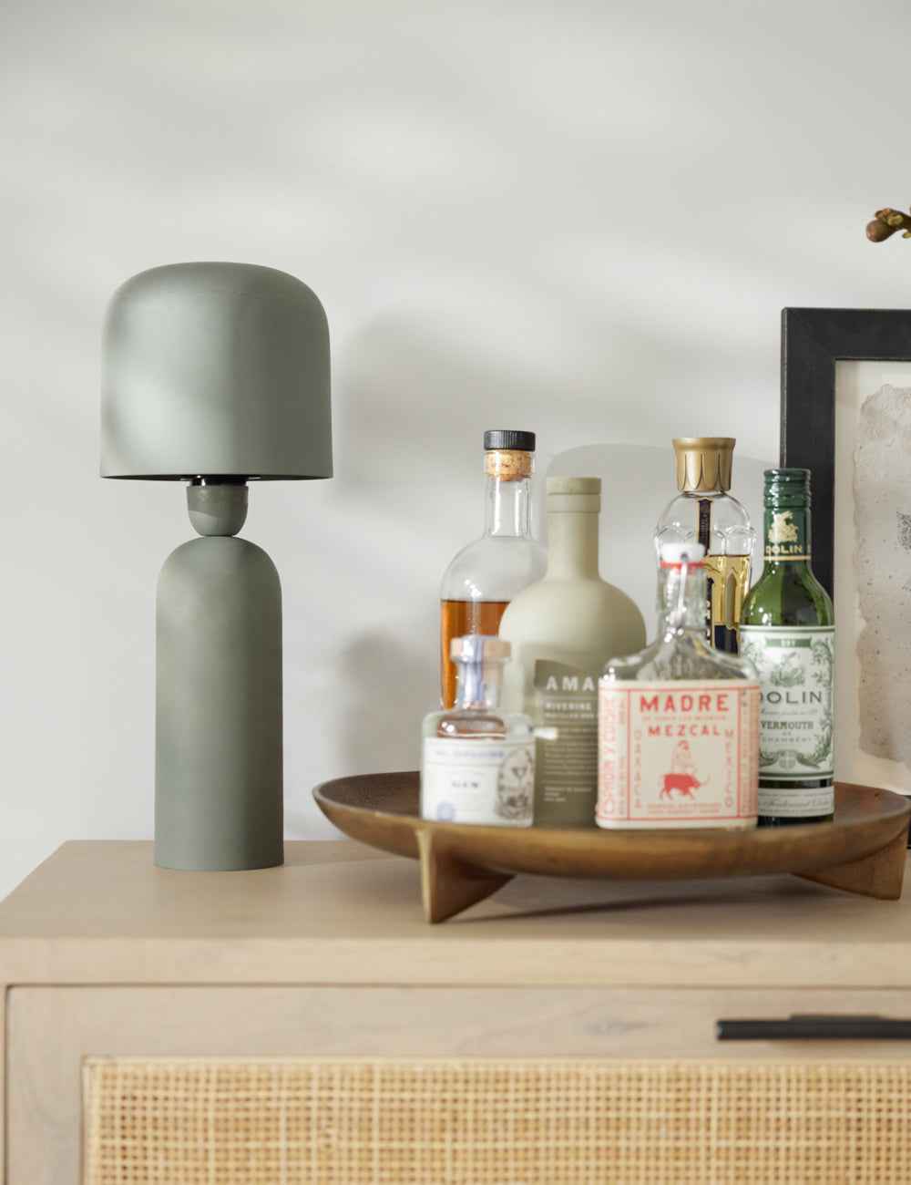 Aero Table Lamp | Iron, Minimalist Design