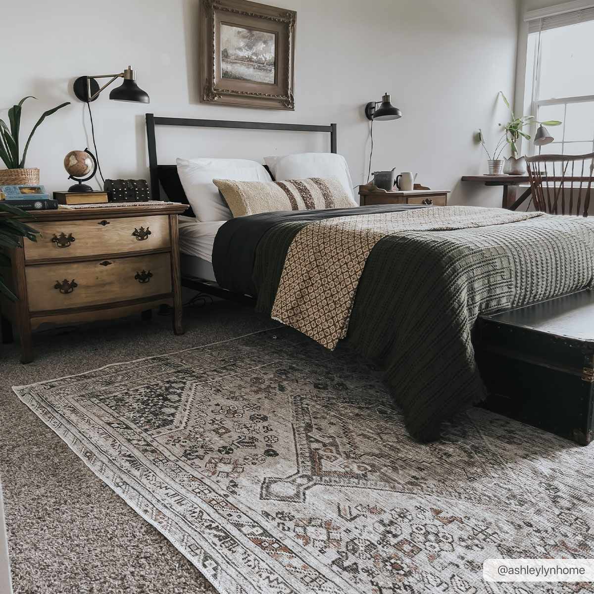 Bela Washable Rug  Machine Woven  100% Polyester  Traditional Style