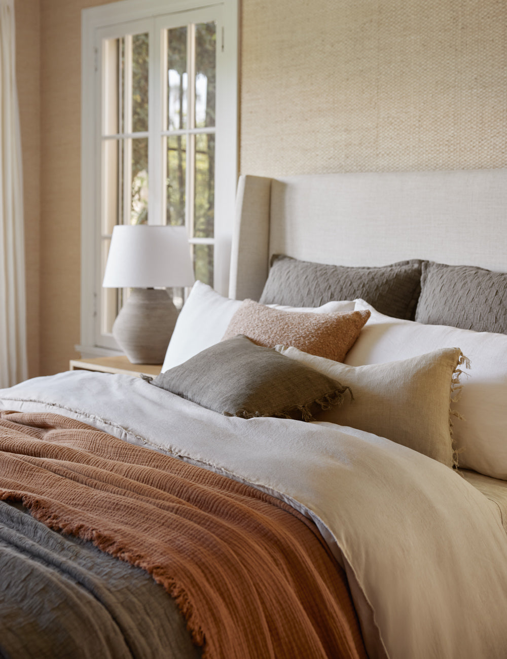 Brio Linen Pillow | Handmade with Tasseled Ends