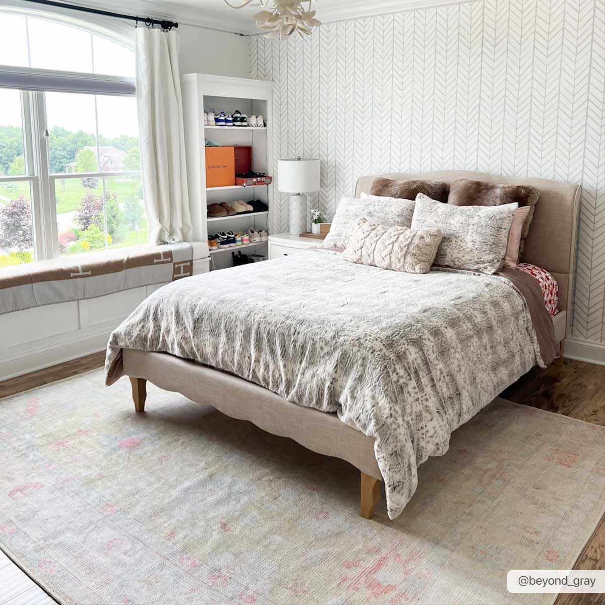 Bela Washable Rug  Machine Woven  Low Pile  Traditional Style