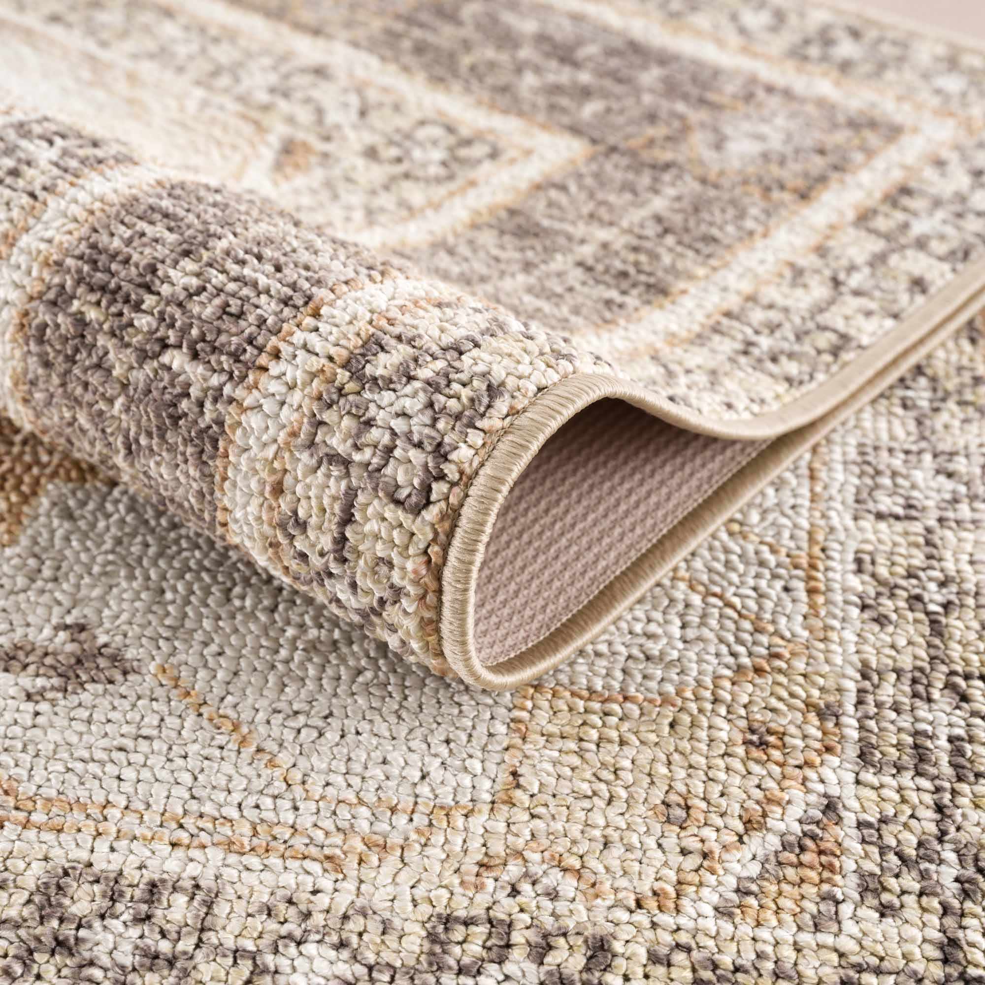 Albas Area Rug  Machine Washable  Medium Pile  Traditional Style