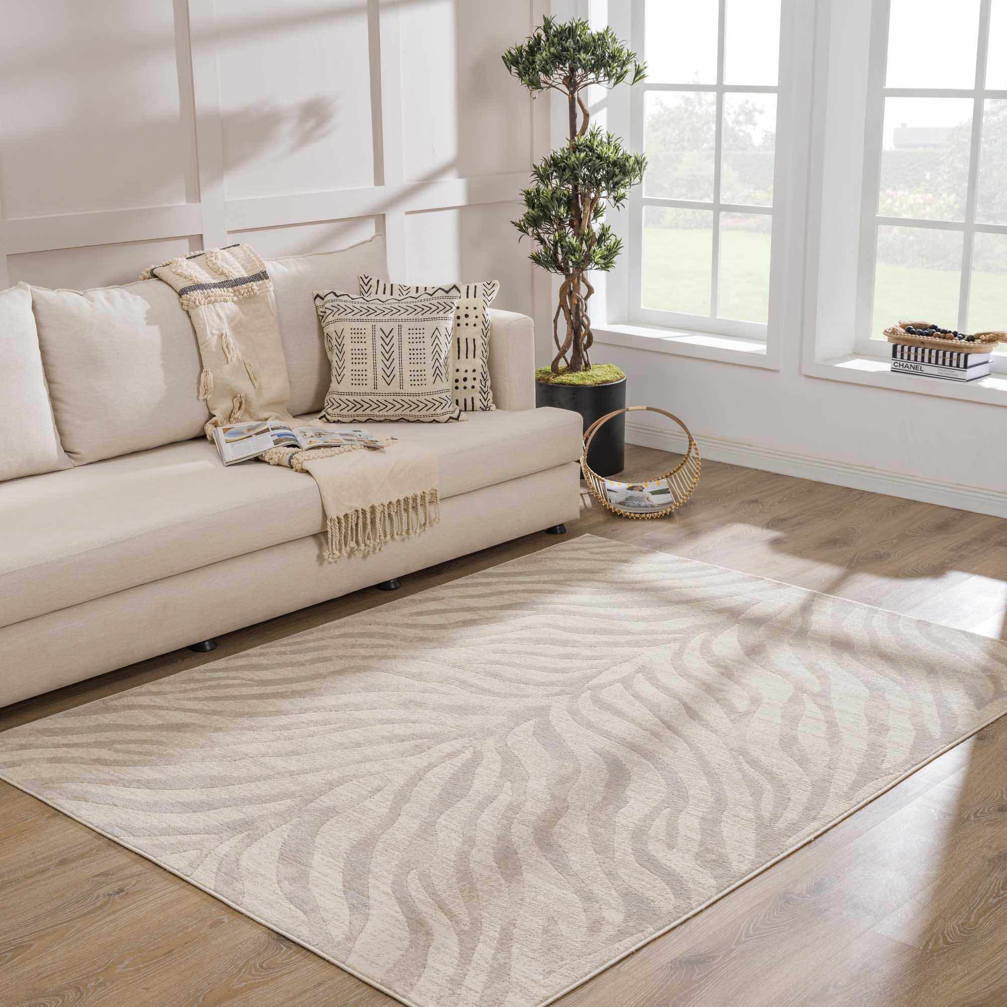 Bela Zebra Print Area Rug  Machine Woven  100% Polypropylene