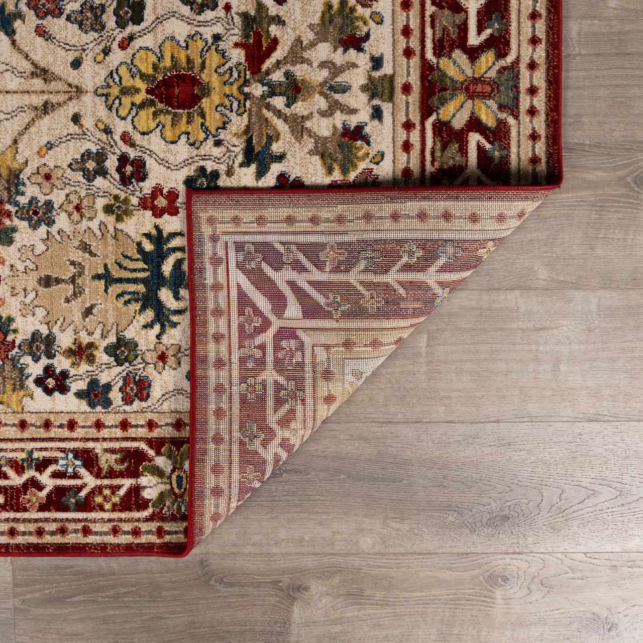 Nox White/Red Damask Area Rug  Machine Woven, Medium Pile