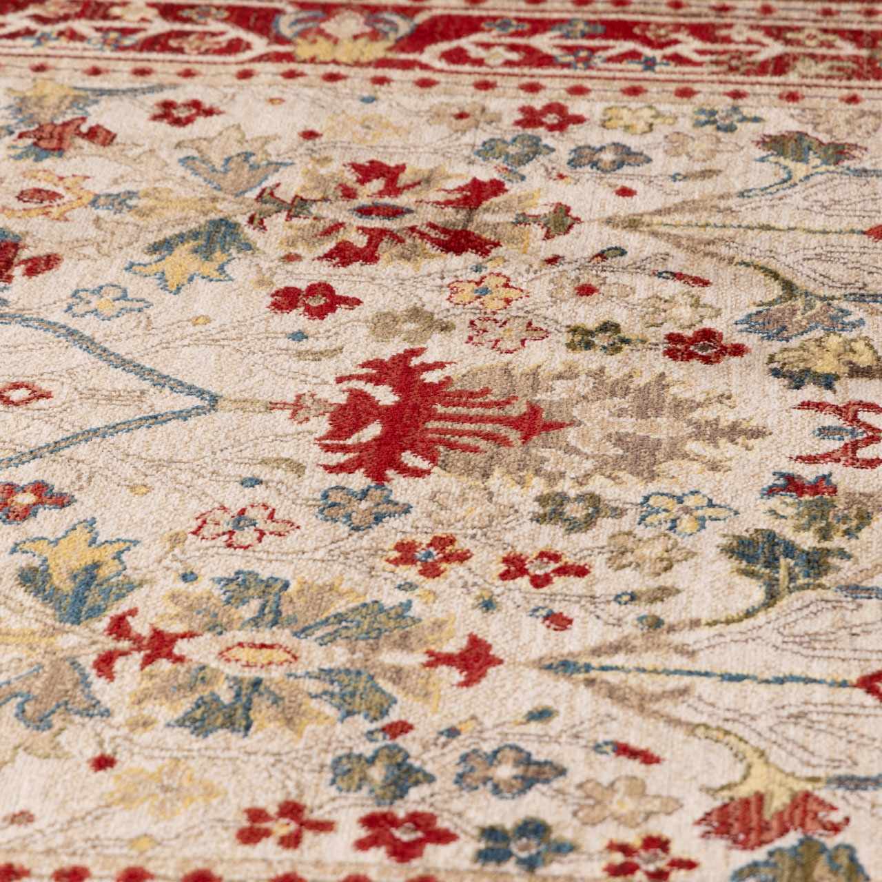Nox White/Red Damask Area Rug  Machine Woven, Medium Pile