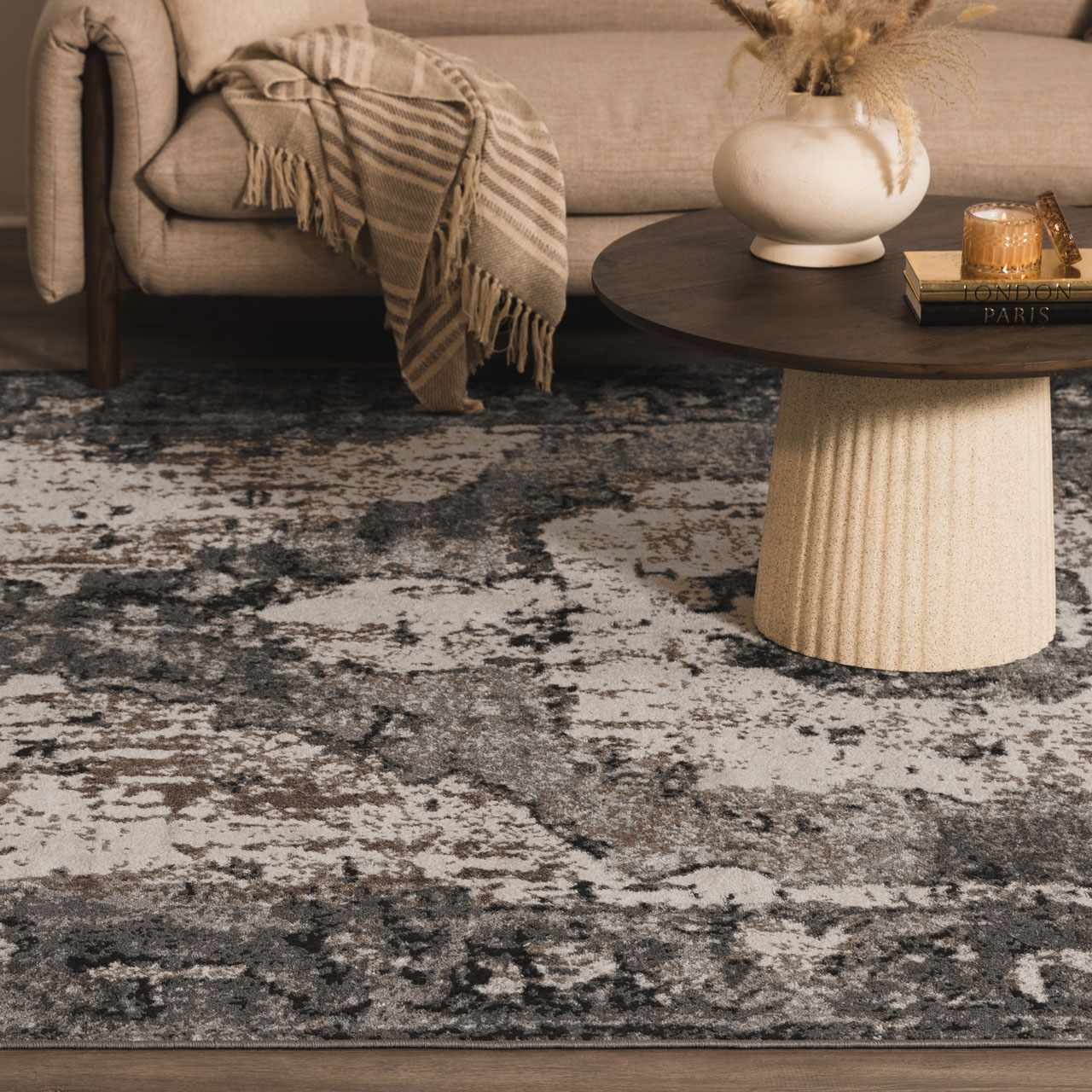Noria Area Rug  Machine Woven  Medium Pile, Traditional Style