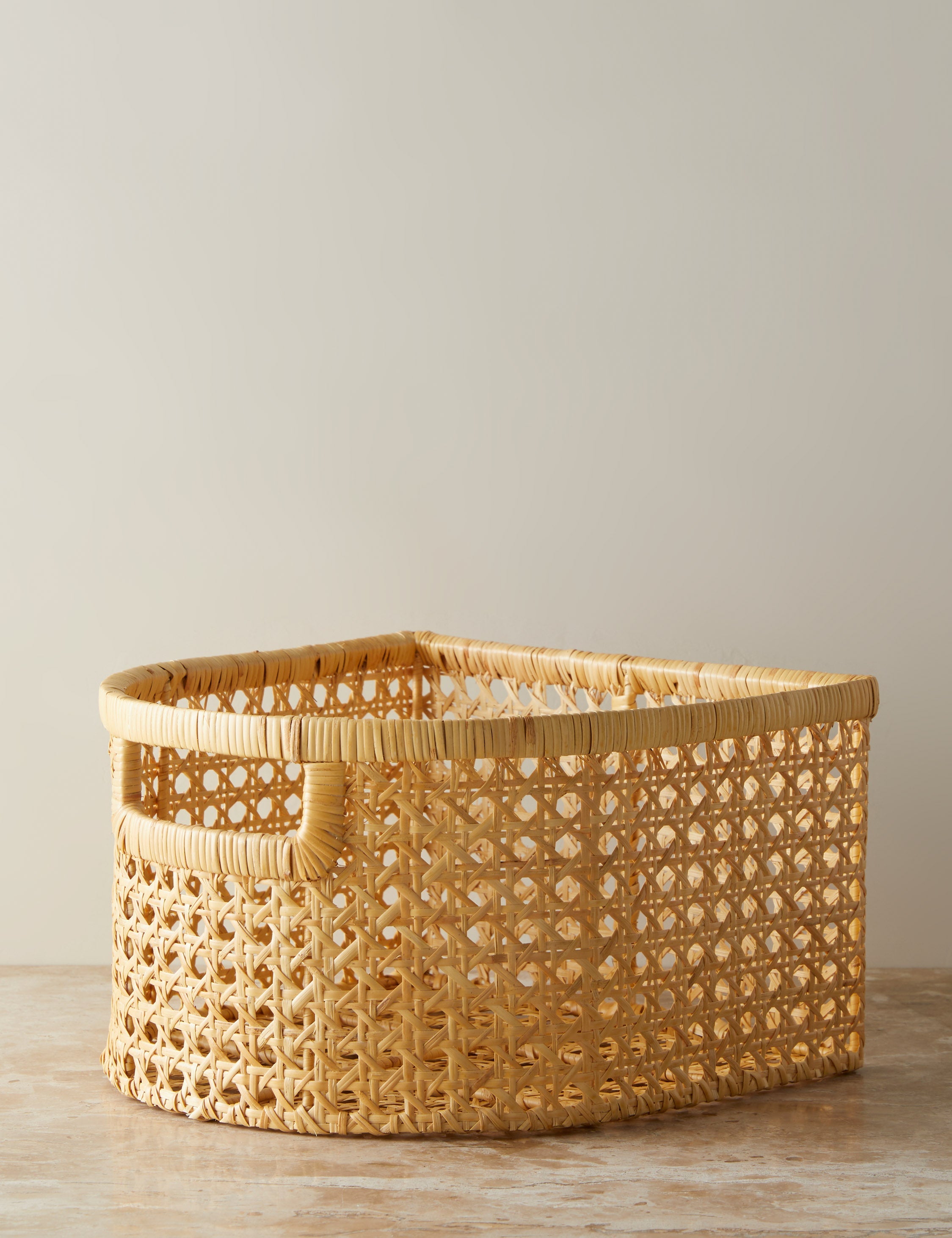Bela Cane Basket | Flat-Back Design, Front-Facing Handle