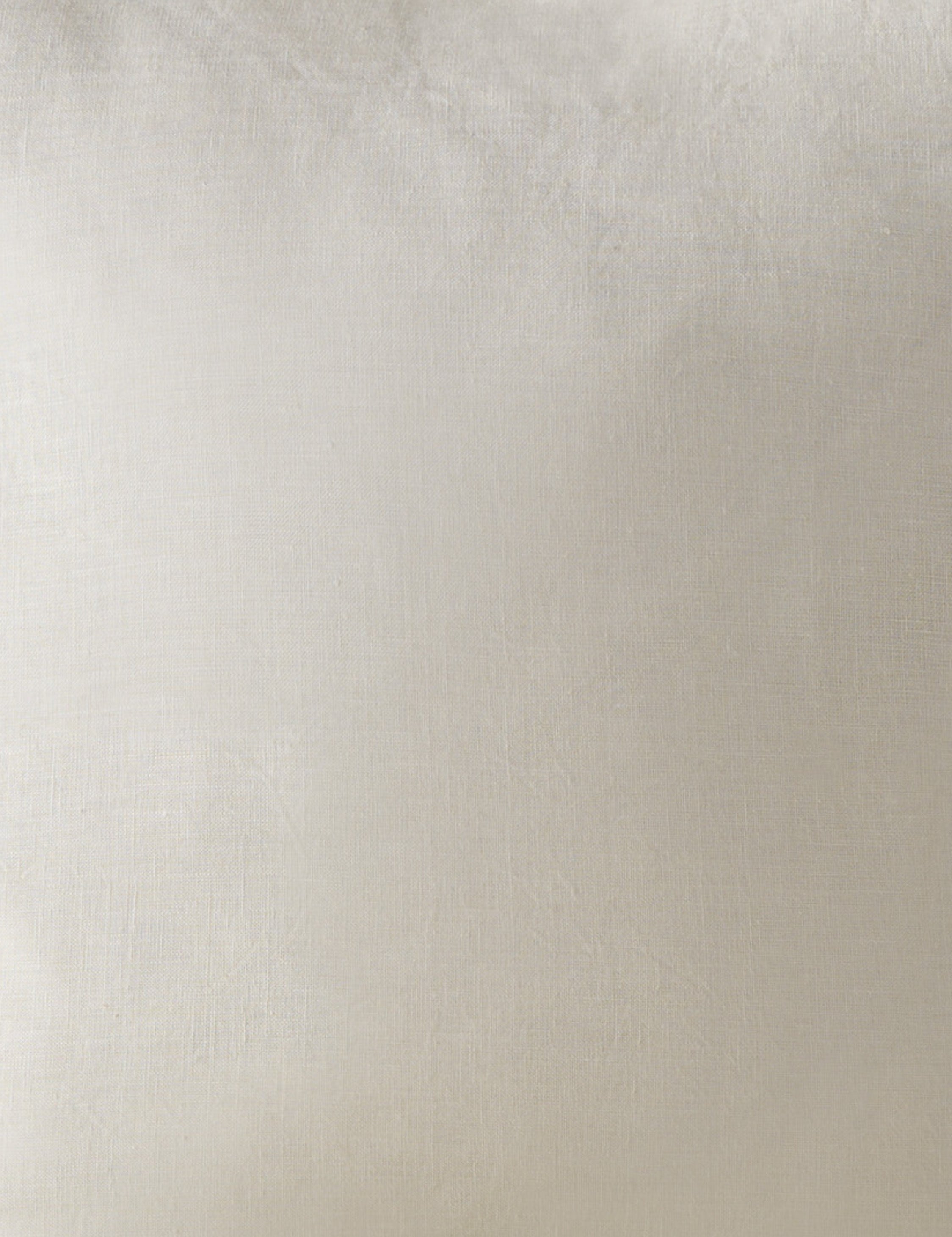 Carys Linen Pillow | Contrast Piping, Two-Tone Design