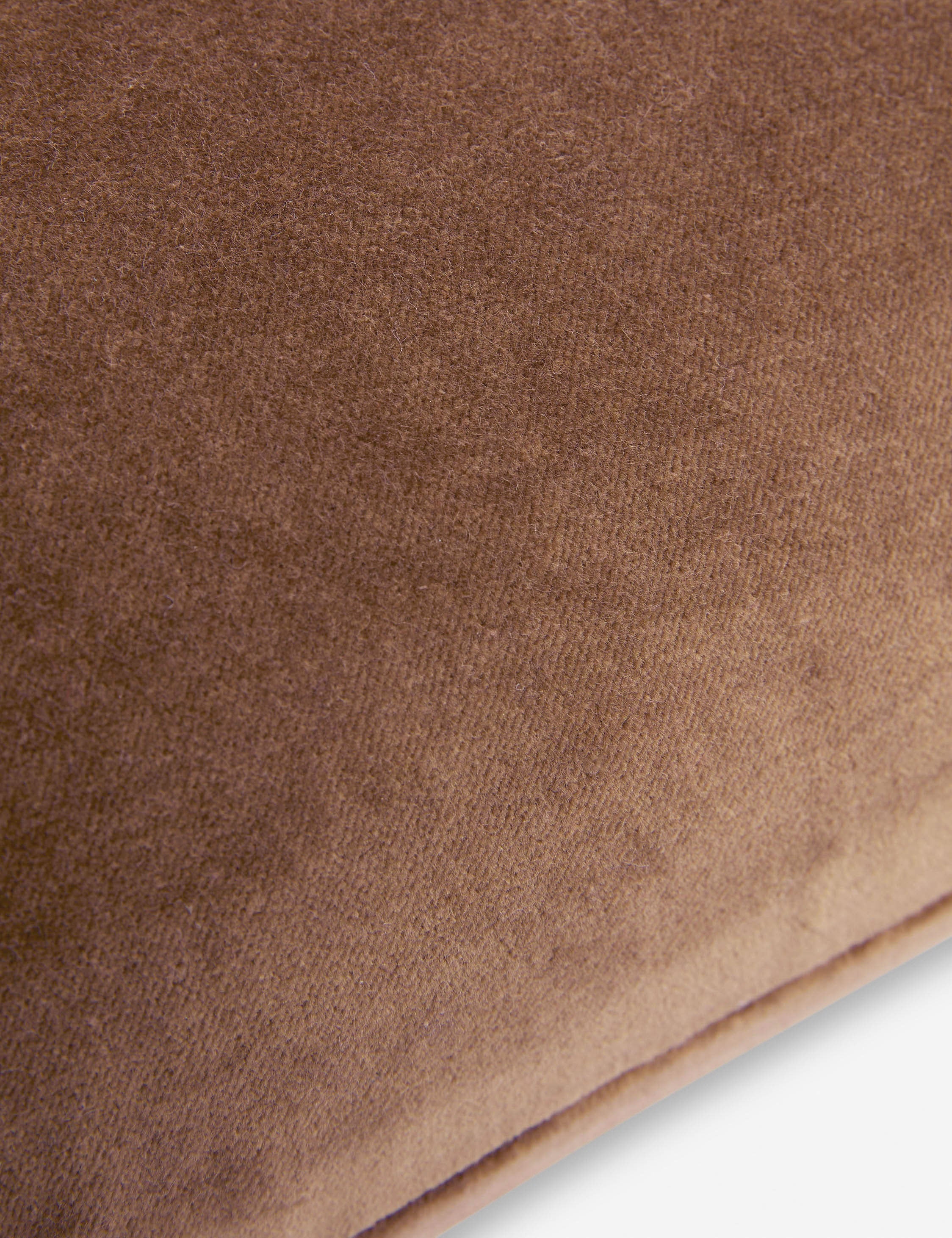 Bela Velvet Pillow | Luxurious Texture, Elegant Finish