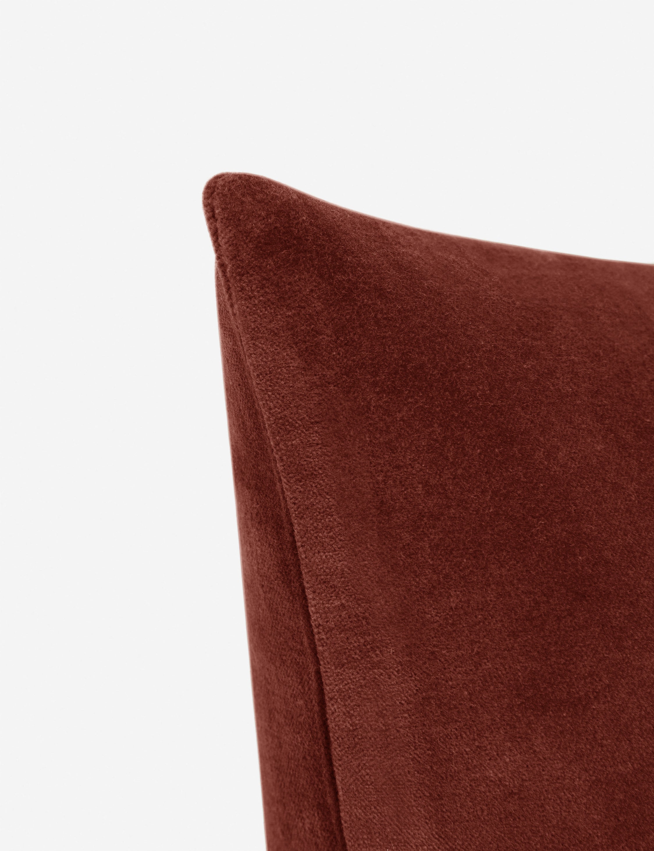 Bela Velvet Pillow | Luxurious Texture, Elegant Finish