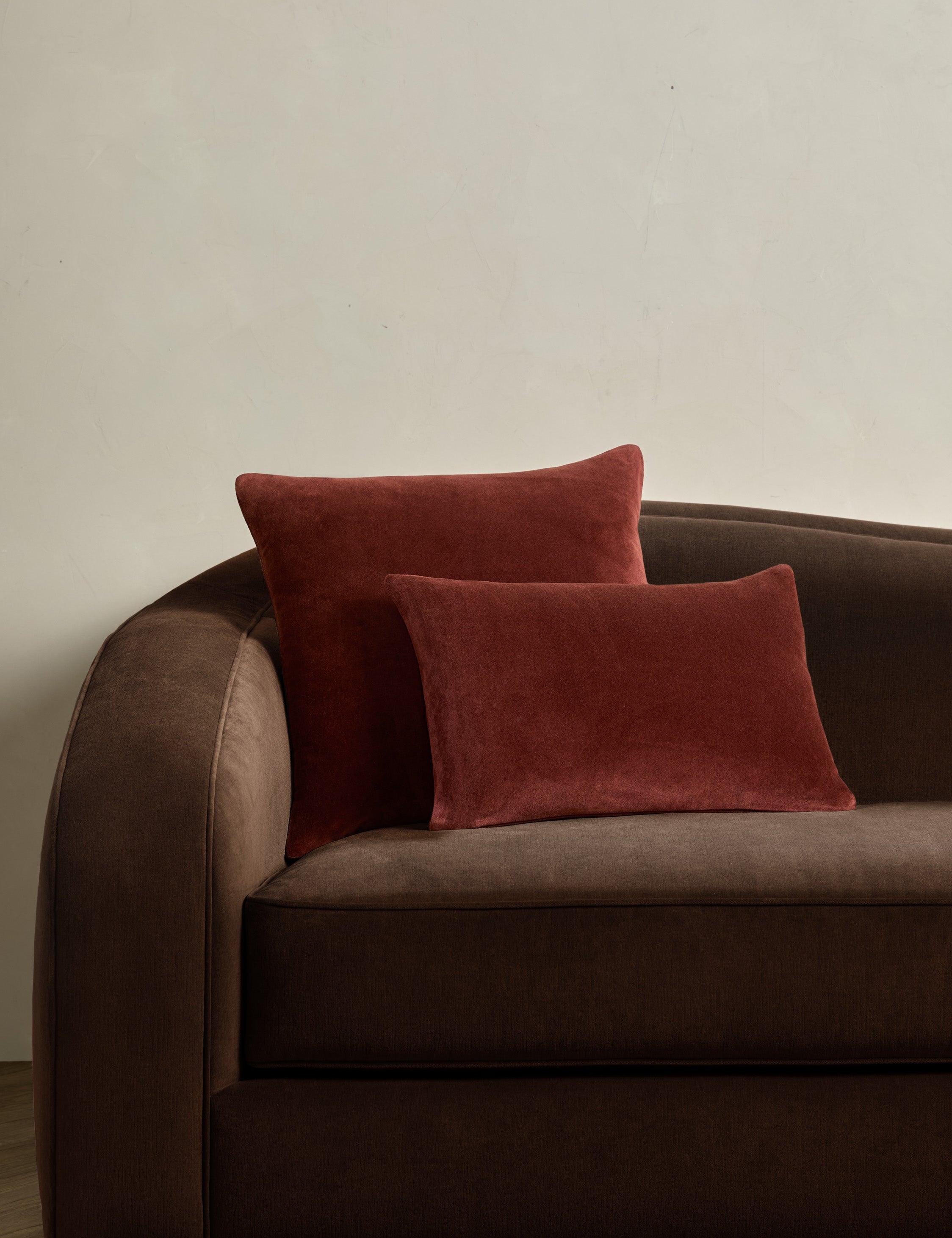 Bela Velvet Pillow | Luxurious Texture, Elegant Finish