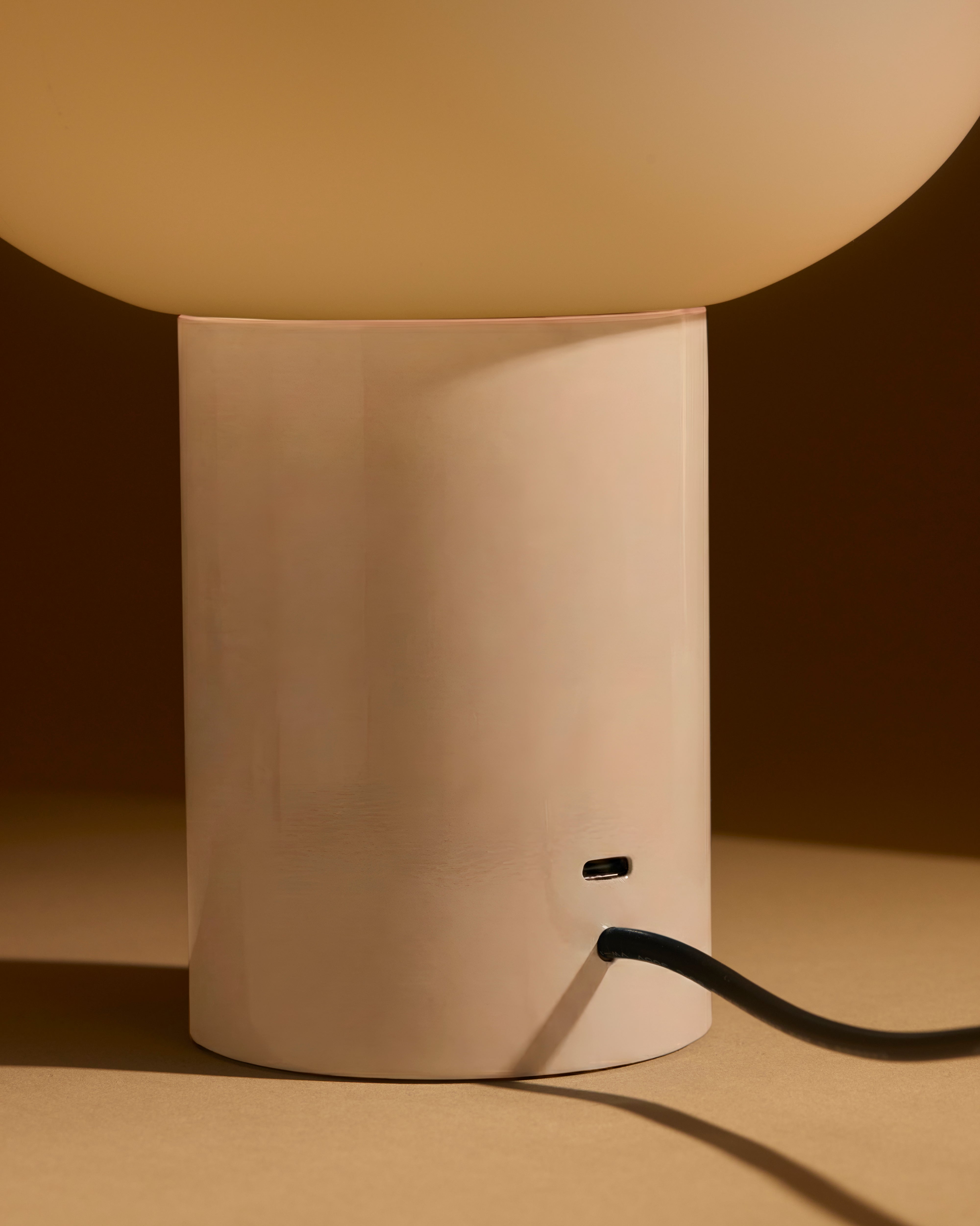 Ivy Glow Table Lamp | Frosted Oval Globe, USB-C Port