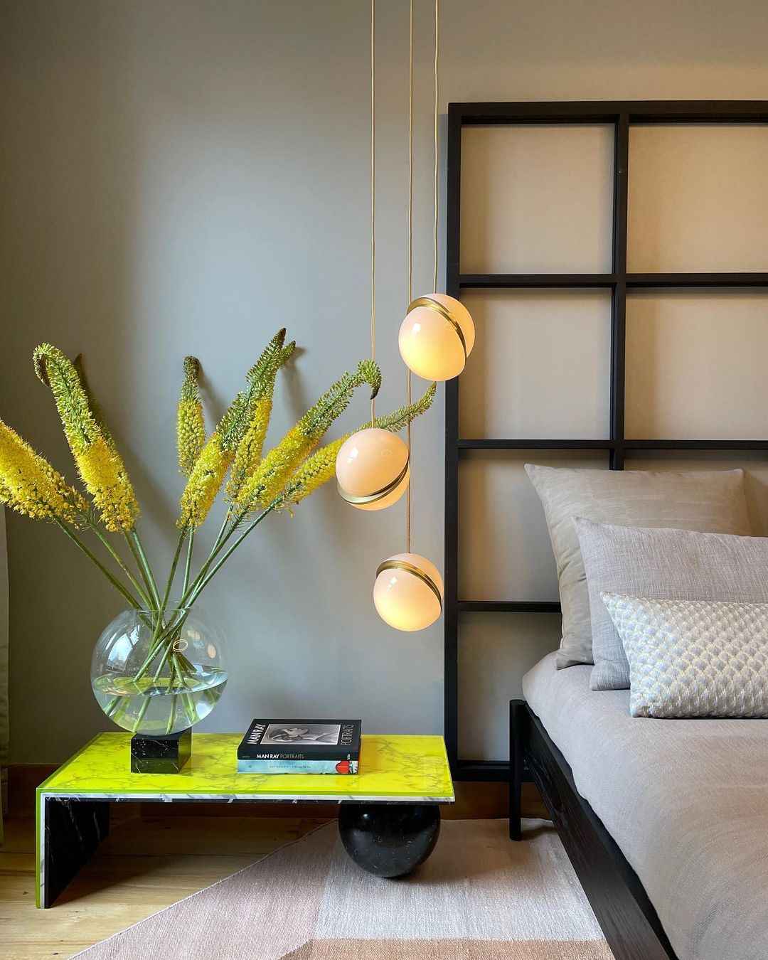Lira Hanglamp | Acryl met Messing Accenten, Verstelbare Kabel