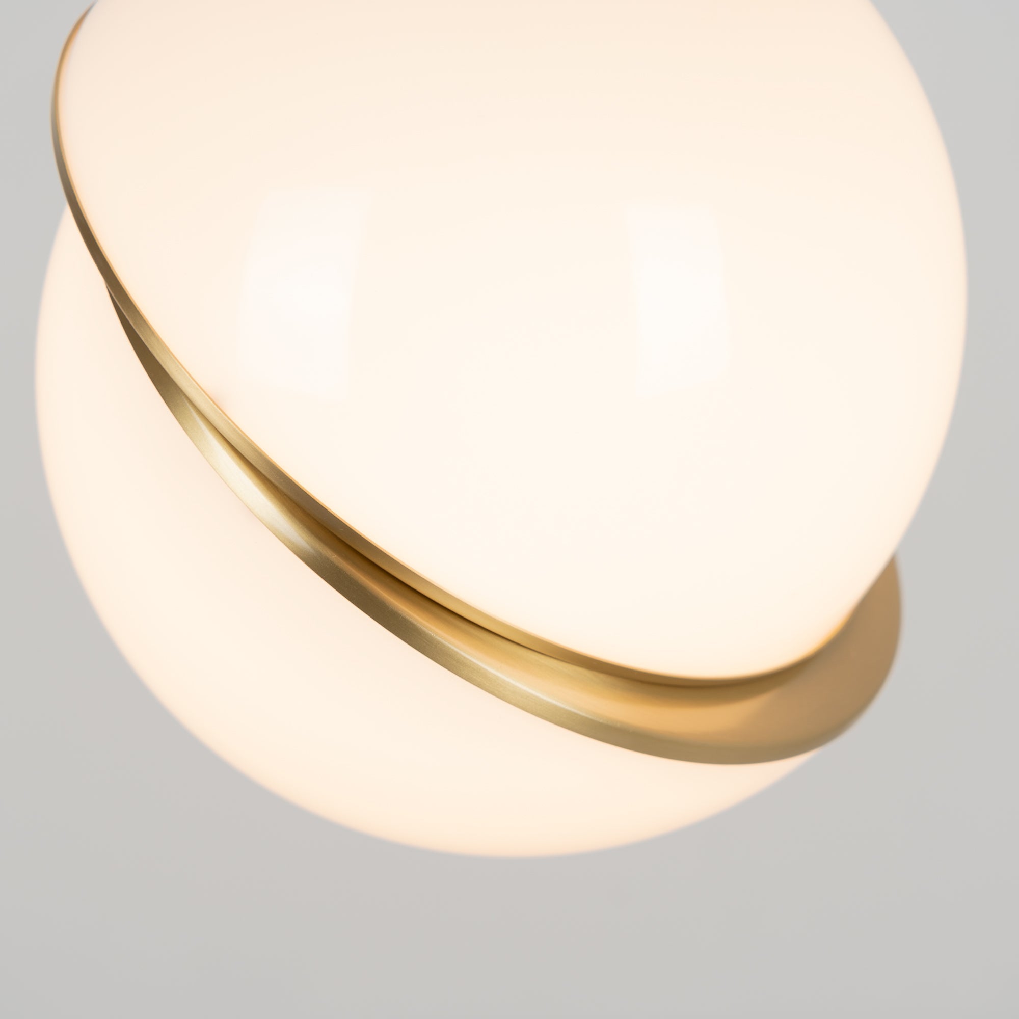 Lira Hanglamp | Acryl met Messing Accenten, Verstelbare Kabel