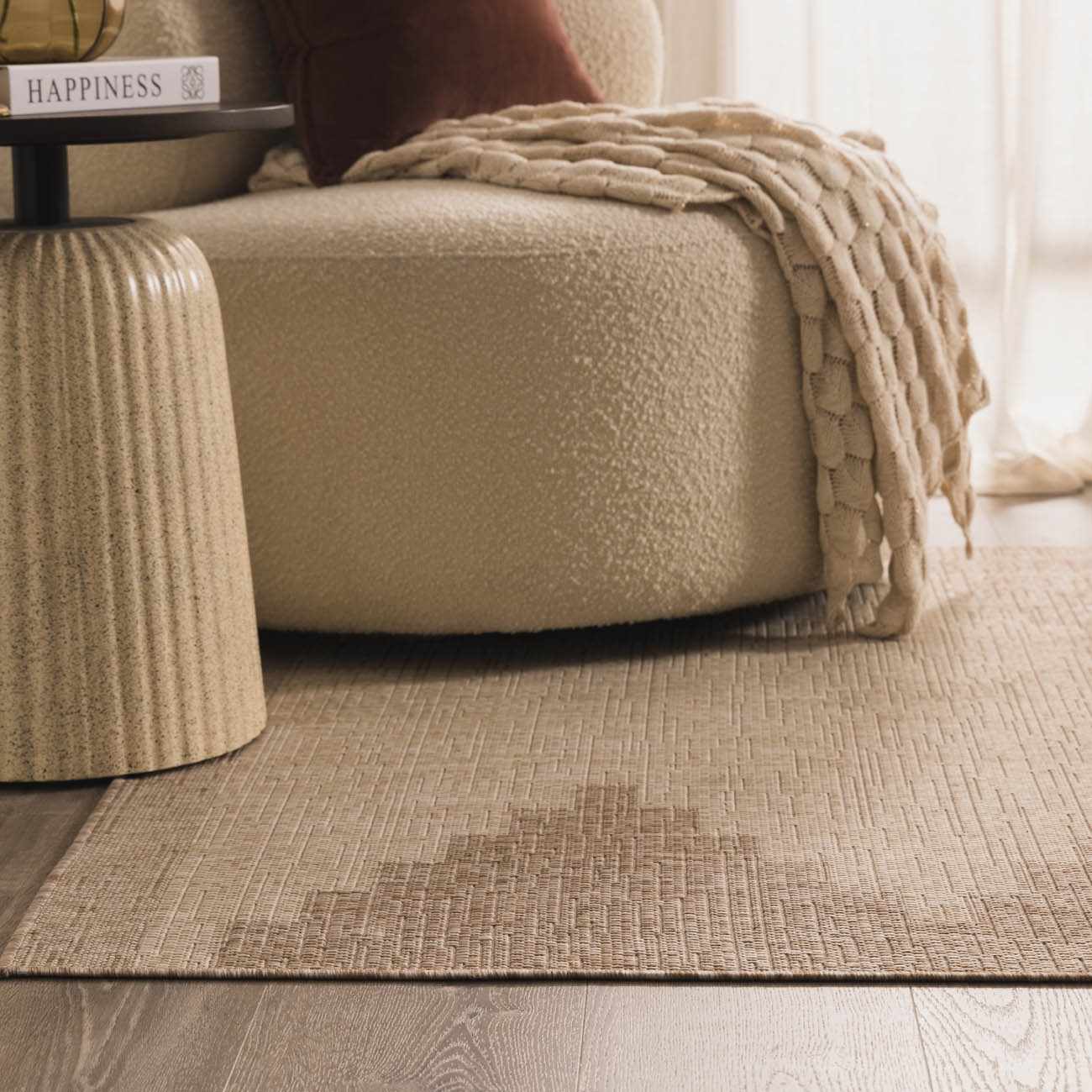 Bela Outdoor Rug  Aztec Geometric Pattern, 100% Polypropylene