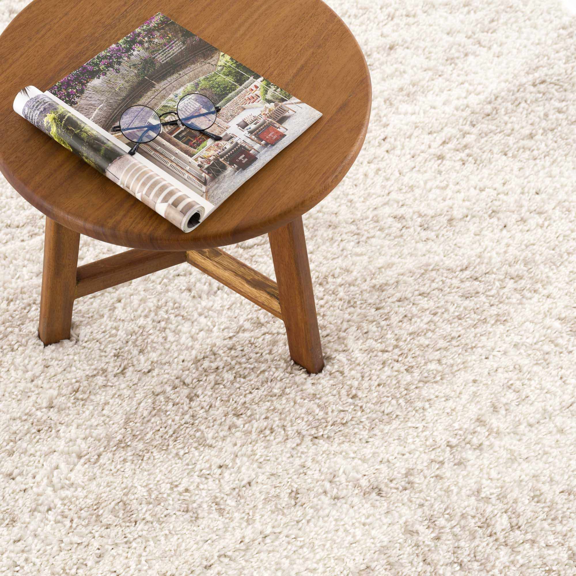 Bello Plush Rug  Light Beige  Machine Woven  1.18" Pile Height