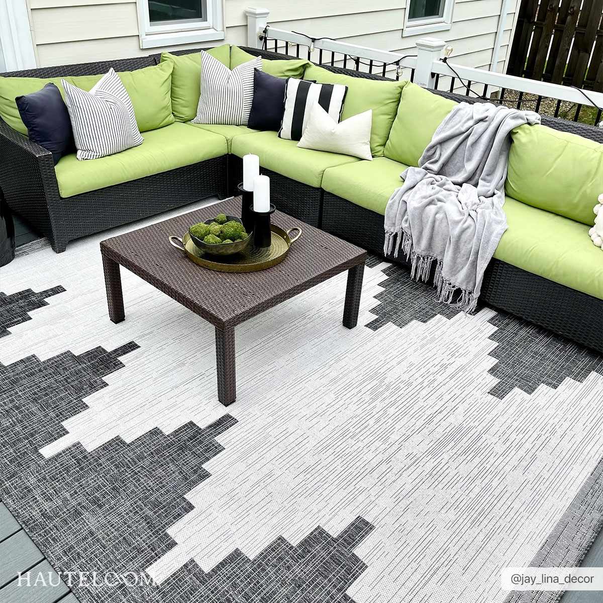 Bello Outdoor Rug  Aztec Design, 100% Polypropylene