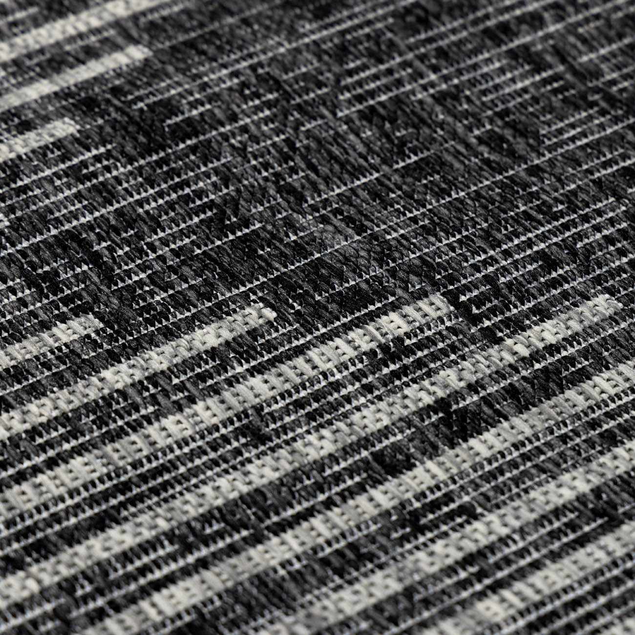 Sierra Outdoor Area Rug  Machine Woven, Easy to Clean