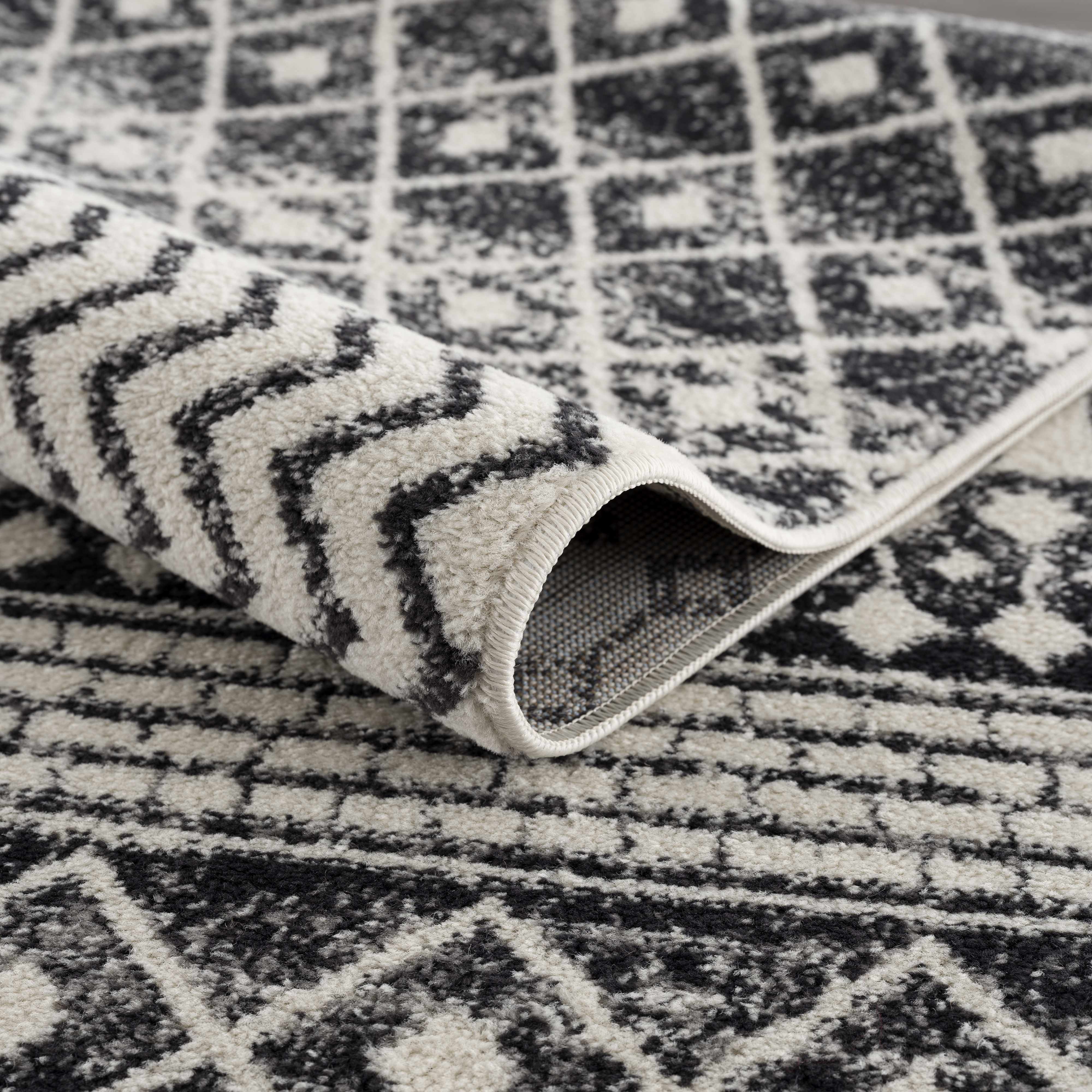 Belo Constantin Area Rug  Machine Woven, Black & White Design