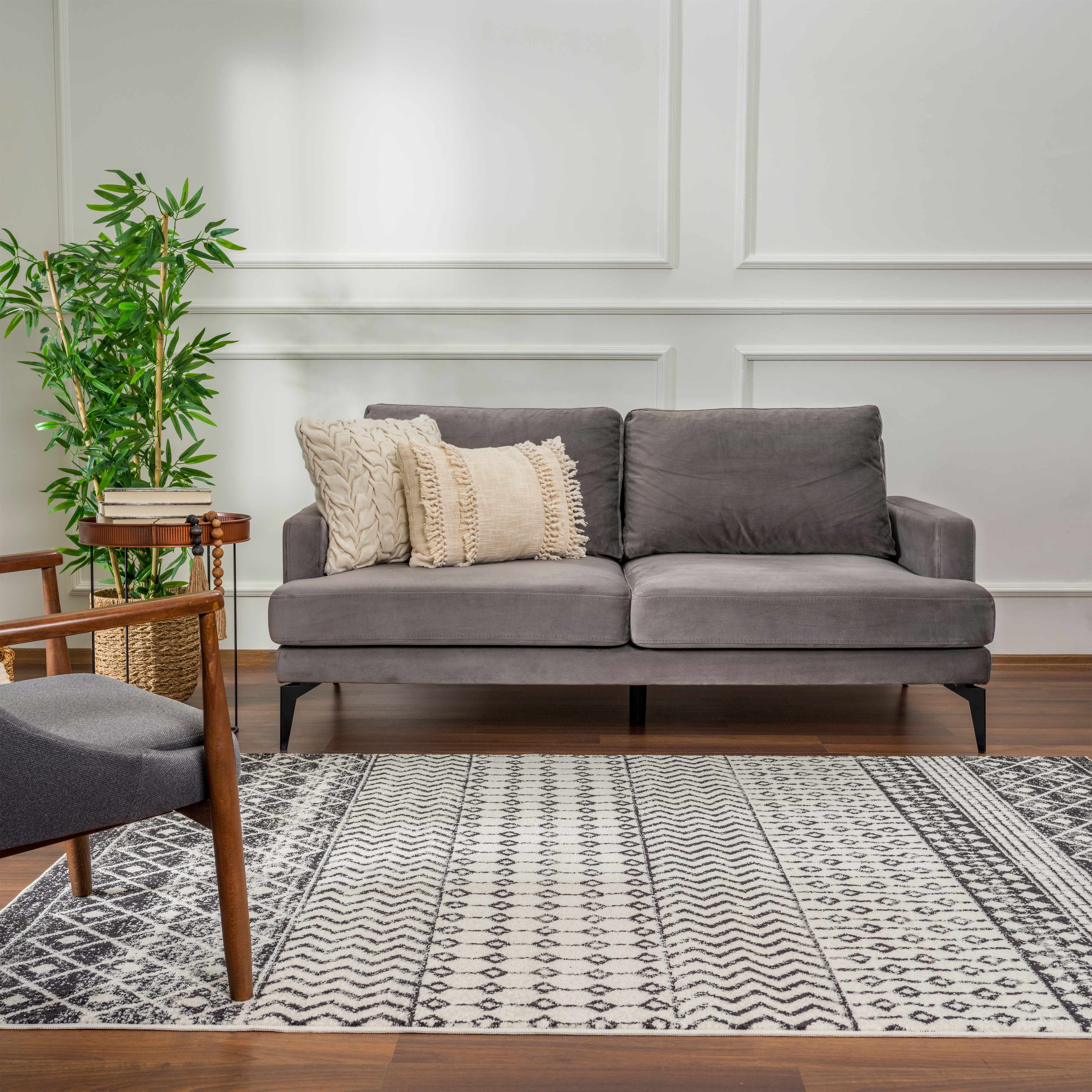 Belo Constantin Area Rug  Machine Woven, Black & White Design