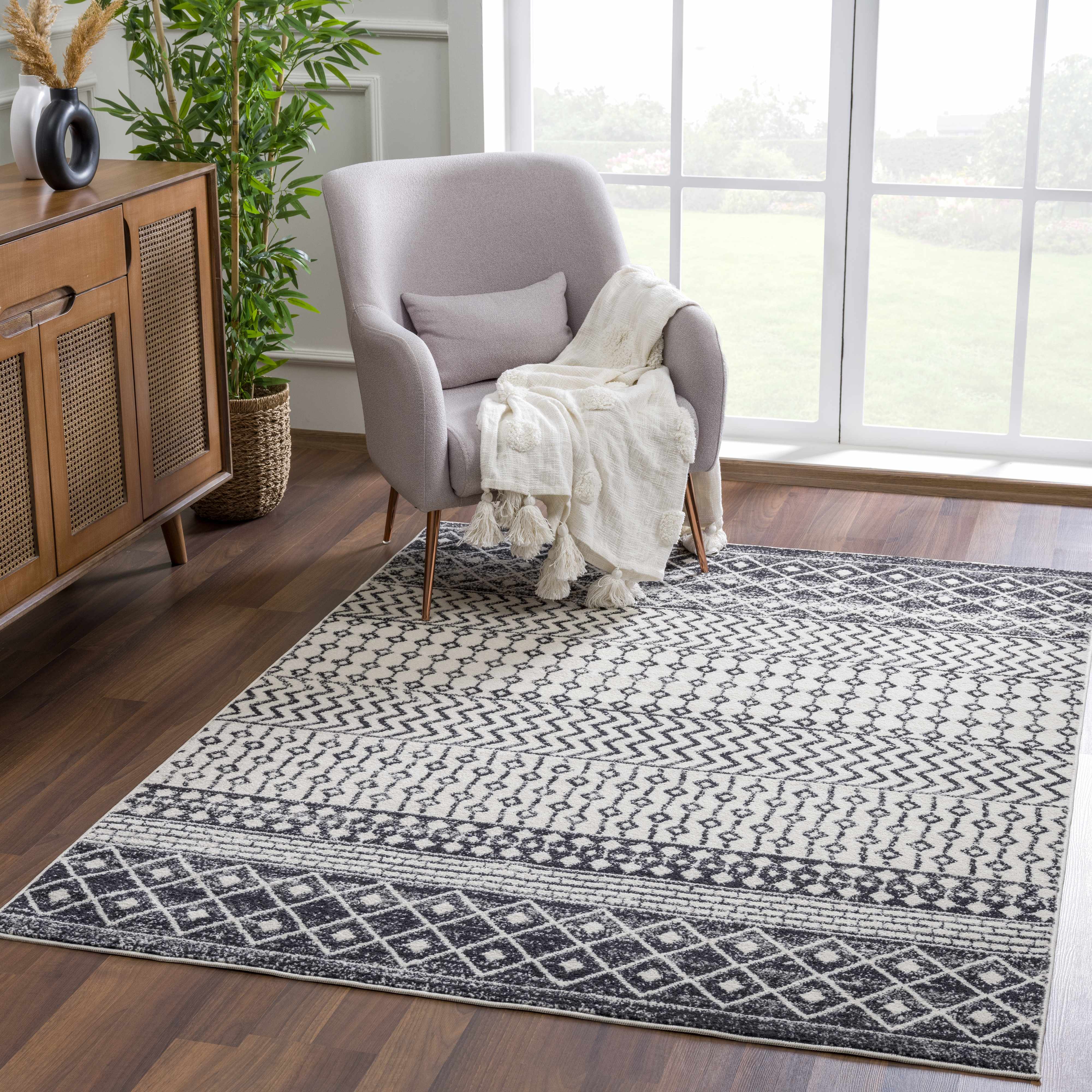 Belo Constantin Area Rug  Machine Woven, Black & White Design